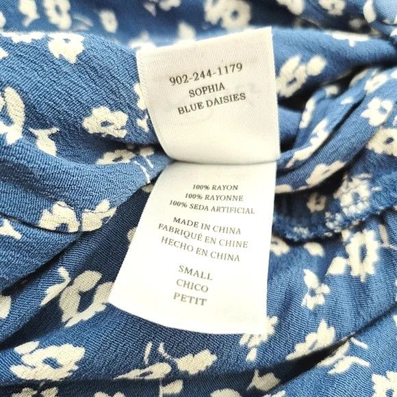 Rails Sophia Blue Daisies Short Slv V-neck Button-Up Romper Floral Size 27" / US 4 / IT 40 - 15 Thumbnail