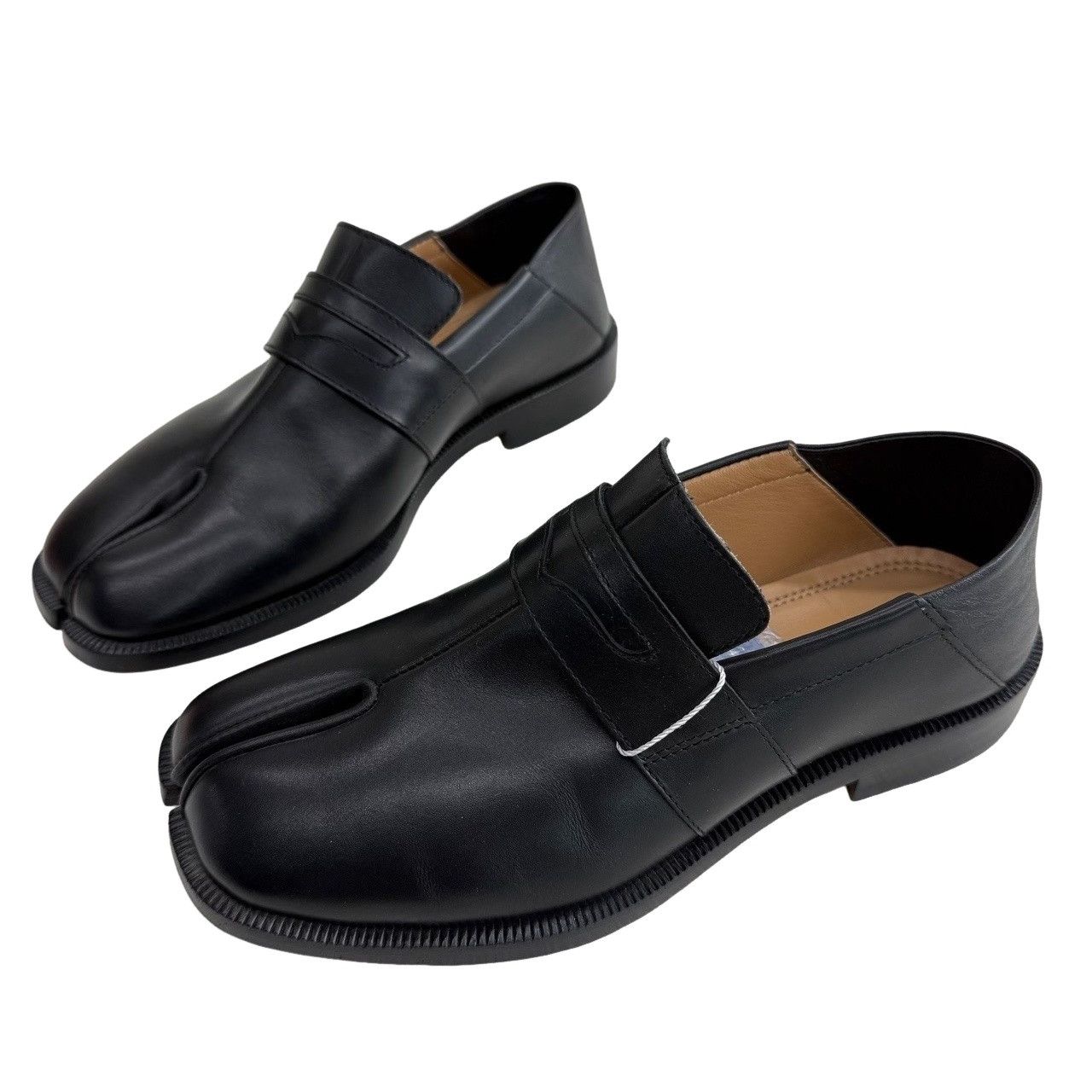Maison Margiela Maison Margiela Tabi Leather Loafers Size 36.5 Size US 6.5 / IT 36.5 - 1 Thumbnail