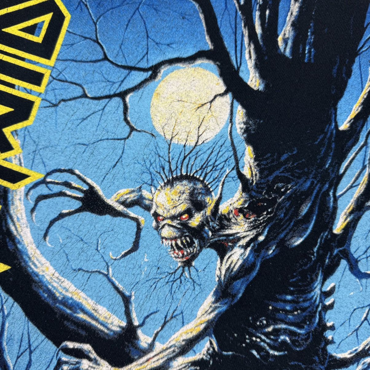 Band Tees Vintage Iron Maiden 'Fear of the Dark' Graphic Art T-shirt Size US XL / EU 56 / 4 - 7 Thumbnail