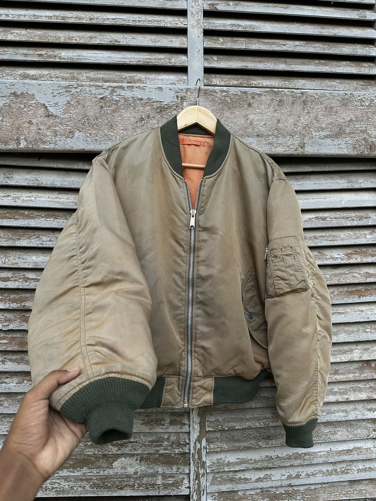 Vintage 🪖Vintage Faded Uniqlo MA-1 Man Intermediate Bomber Jacket Size US M / EU 48-50 / 2 - 7 Thumbnail