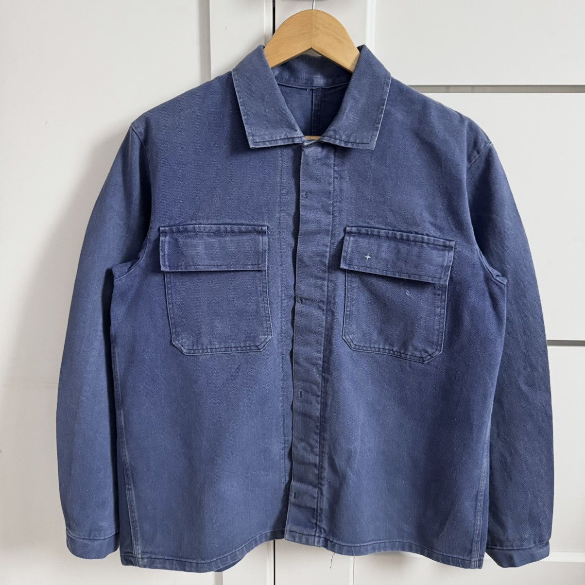 Sun faded french vintage workwear sanfor chore jacket