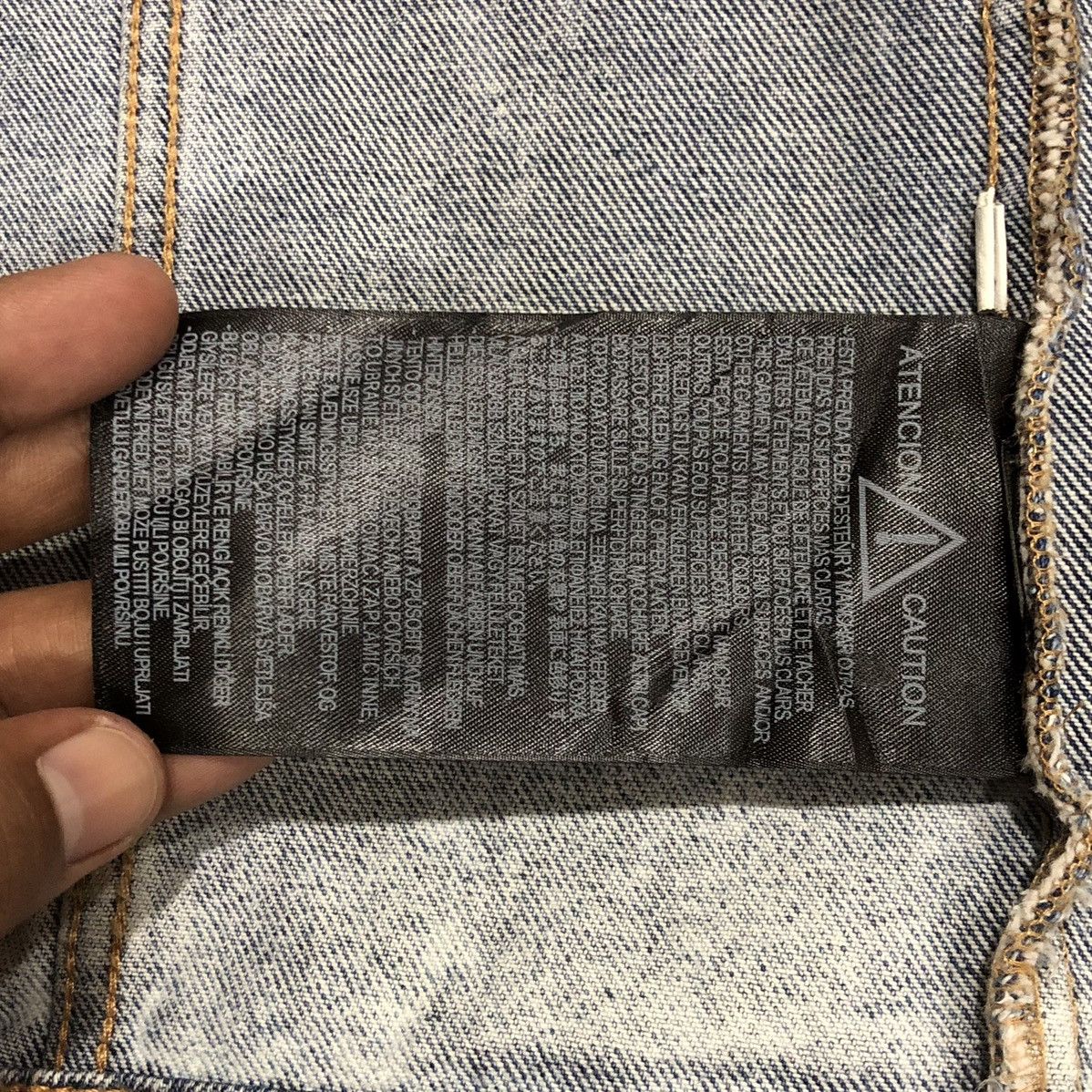 Zara Zara Men’s Graffiti Acid Wash Denim Trucker Jacket Size US M / EU 48-50 / 2 - 17 Thumbnail
