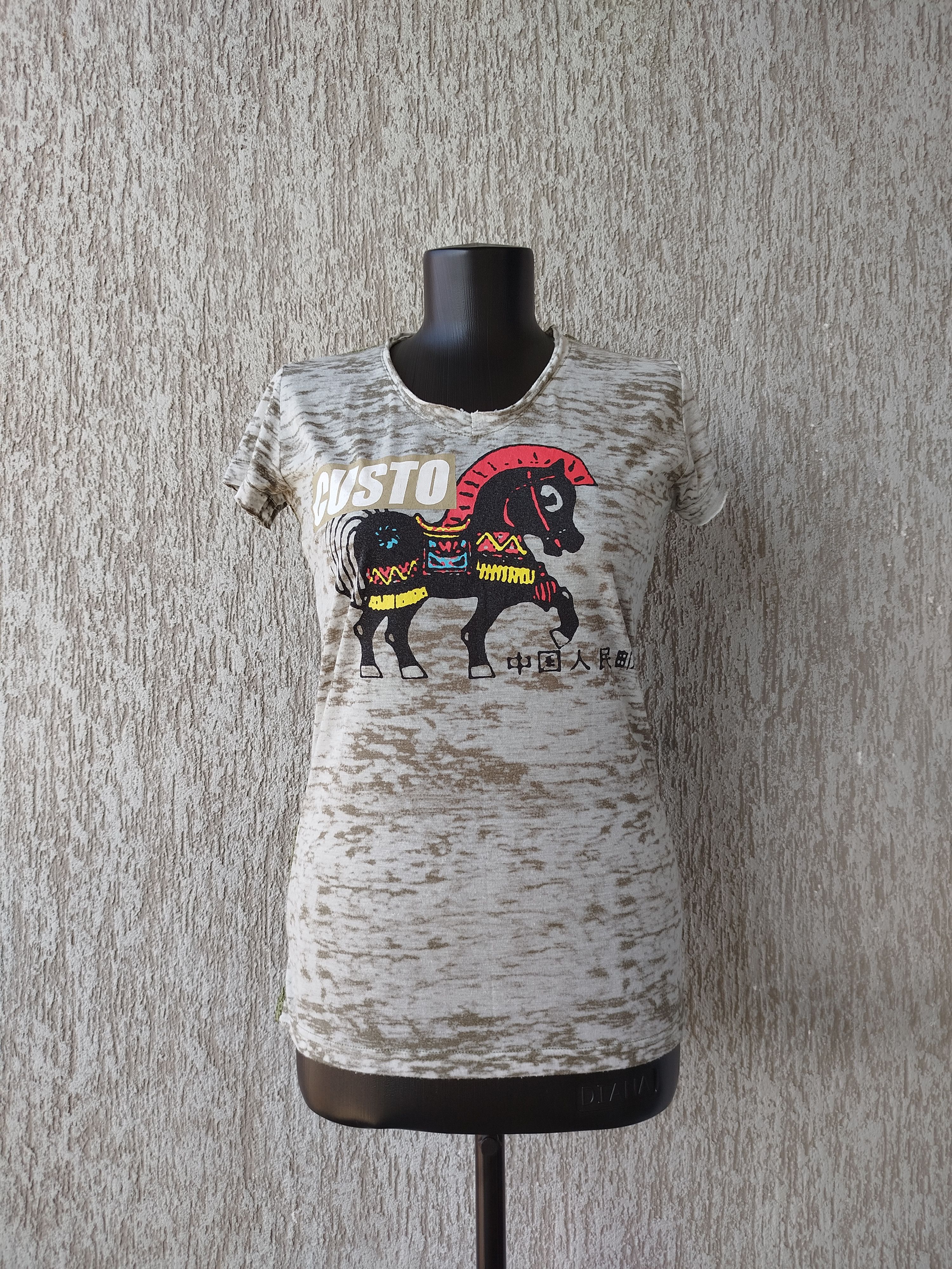 Custo Barcelona Top Short Sleeve Trojan Horse Lace Back Vintage Y2K Size 3/L Size L / US 10 / IT 46 - 2 Thumbnail