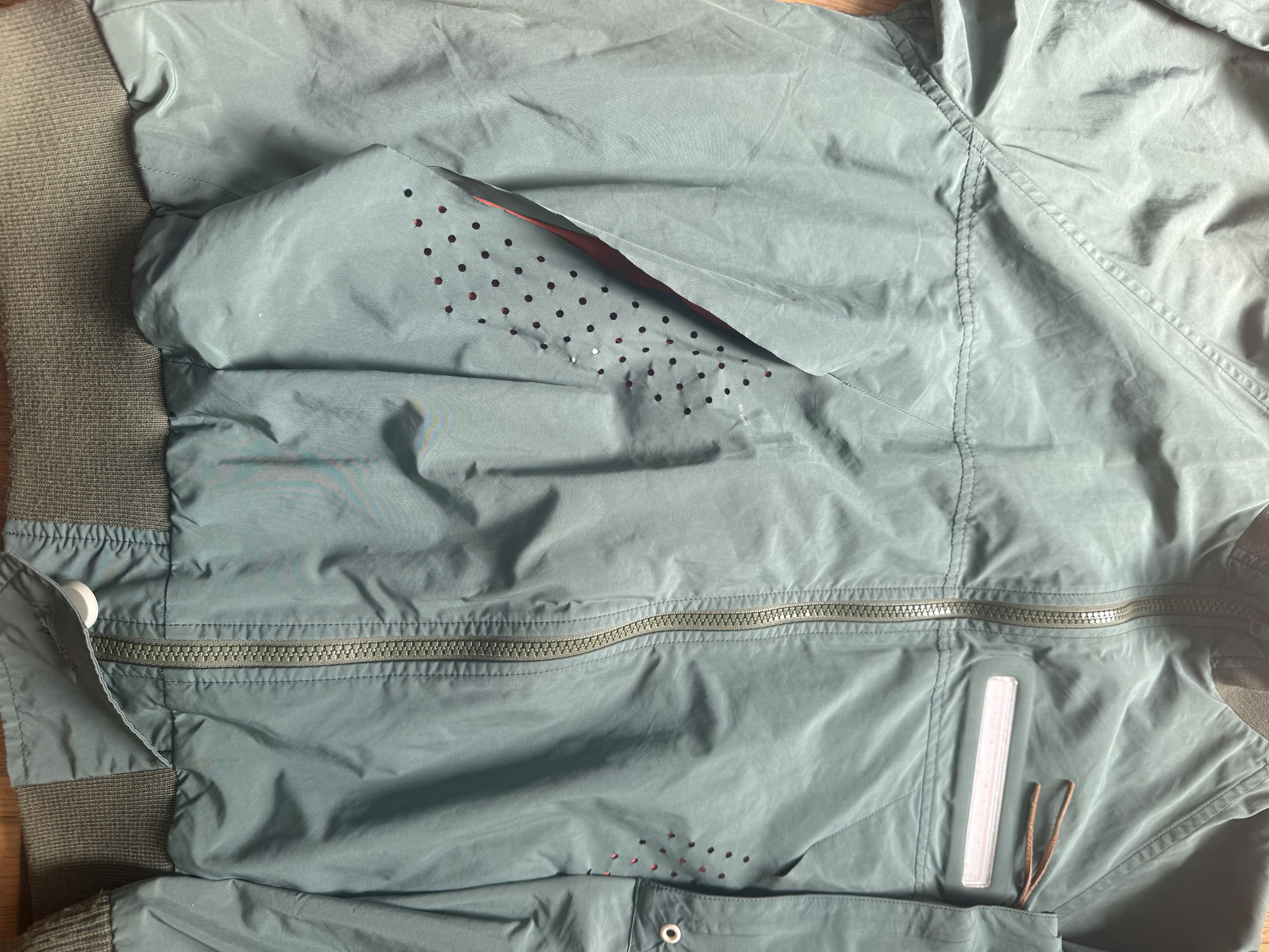 Undercover Undercover SS2010 Bomber Dieter Rams Size US M / EU 48-50 / 2 - 10 Thumbnail
