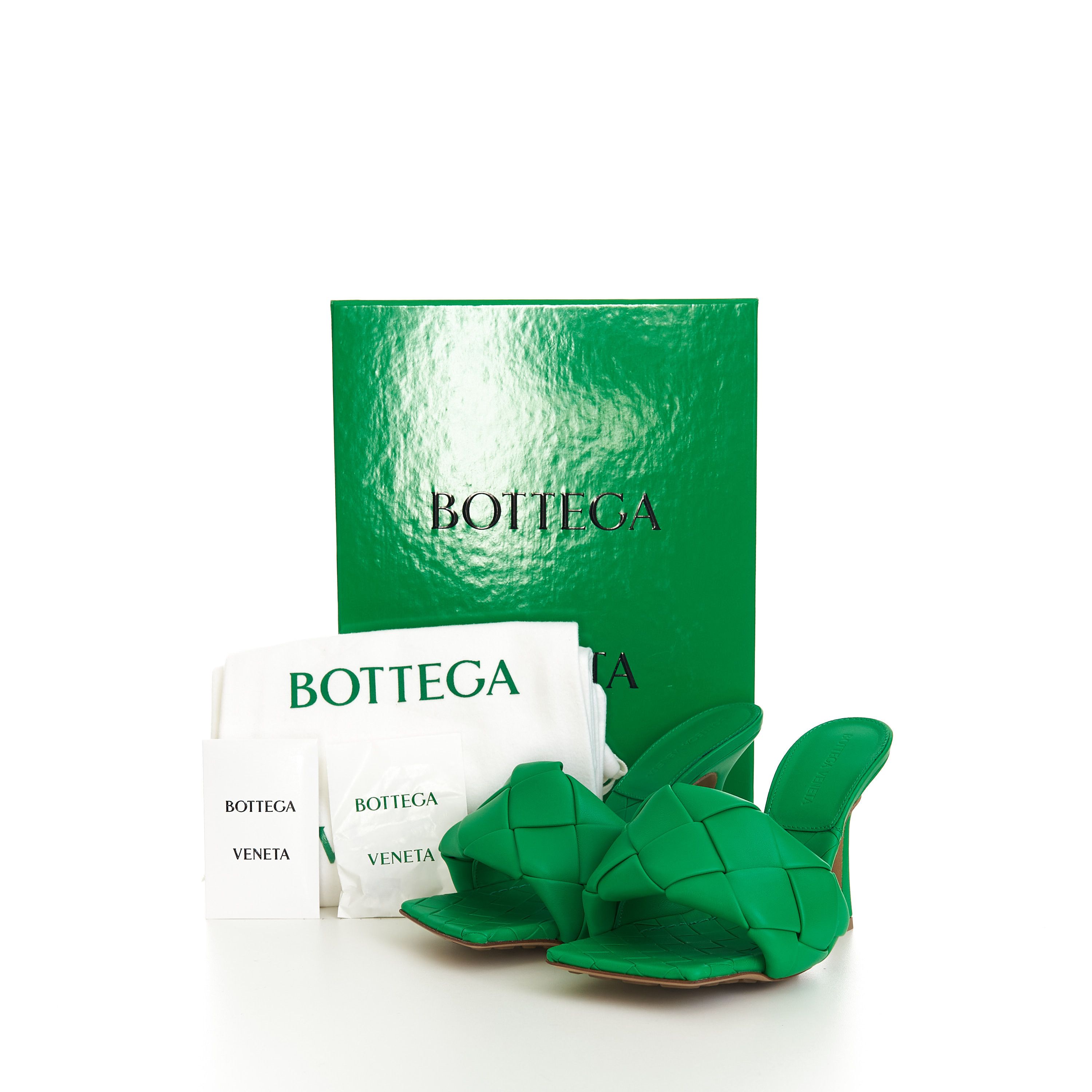 Bottega Veneta Lido Mules In Grass Green Intreccio Lambskin Leather Size US 7 / IT 37 - 12 Thumbnail