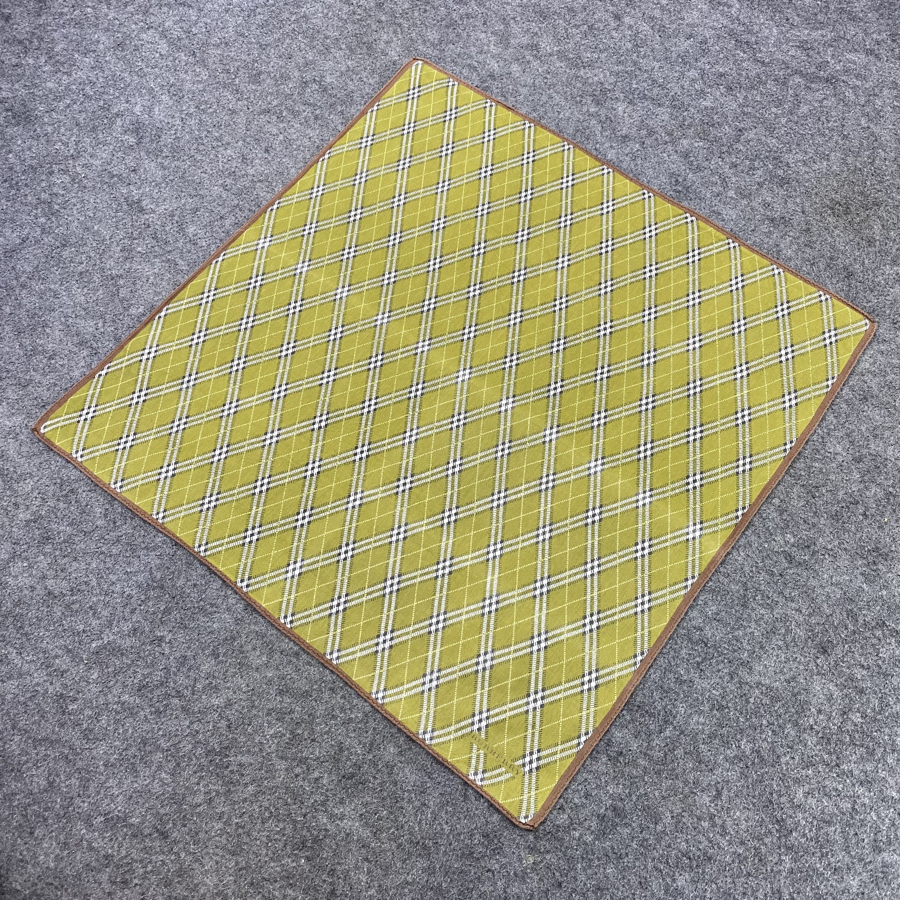 Burberry Burberry Handkerchief Neckerchief Bandana-B1705 Size ONE SIZE - 4 Thumbnail