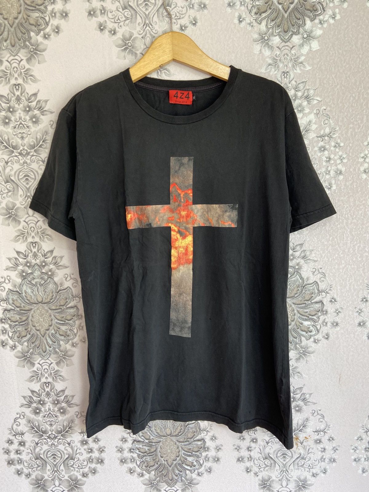 If Six Was Nine Cross FLAME ART Tshirt By 4Z4 Size US XL / EU 56 / 4 - 1 Thumbnail