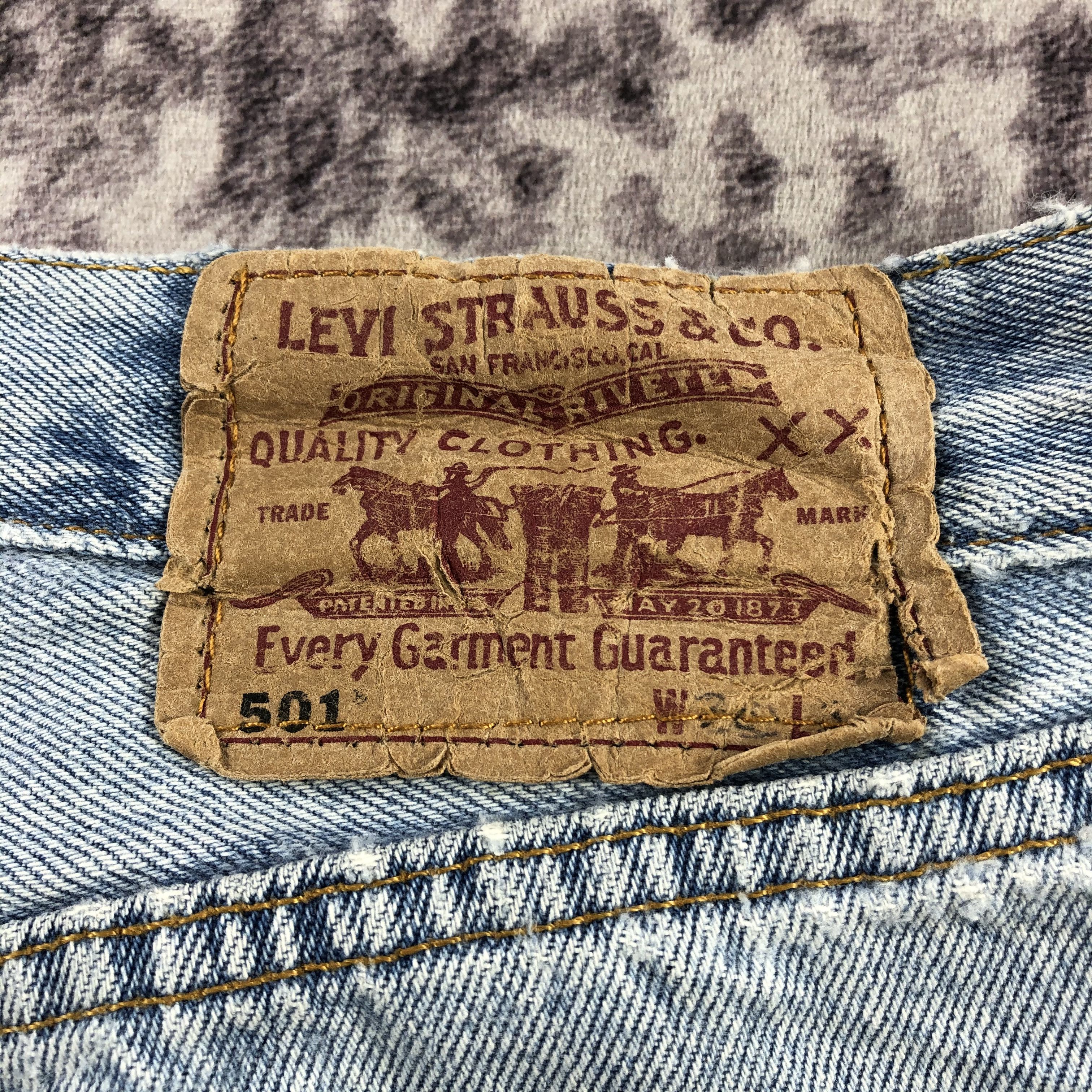 Levi's Vintage 90s Light Wash Levis 501 Jeans-JM3031 Size US 31 - 7 Thumbnail
