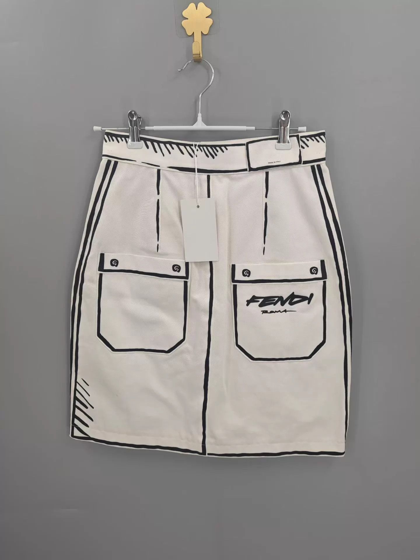 Fendi Fendi Comic Line Logo Skirt 36 Size 25" / US 0 / IT 36 - 2 Thumbnail