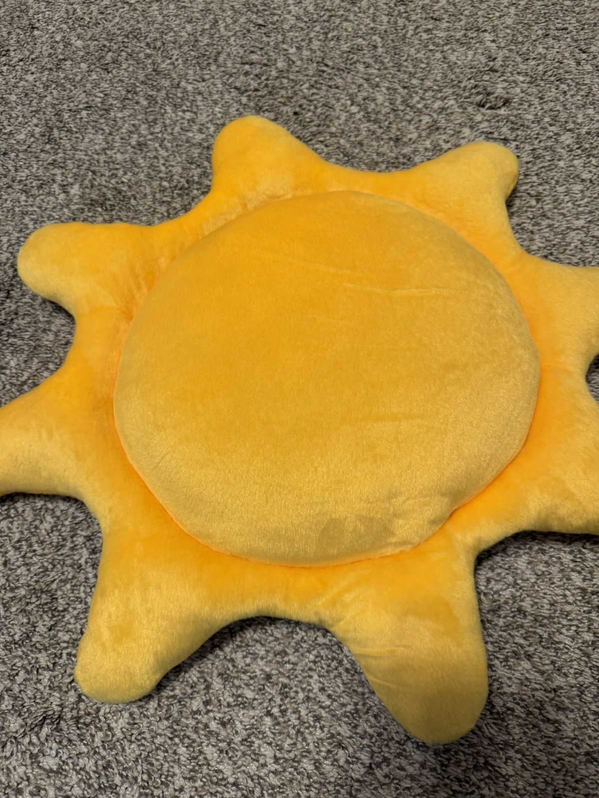 Glo Gang Glo Gang Thorn Glo Man Sun Pillow Yellow Size ONE SIZE - 3 Thumbnail