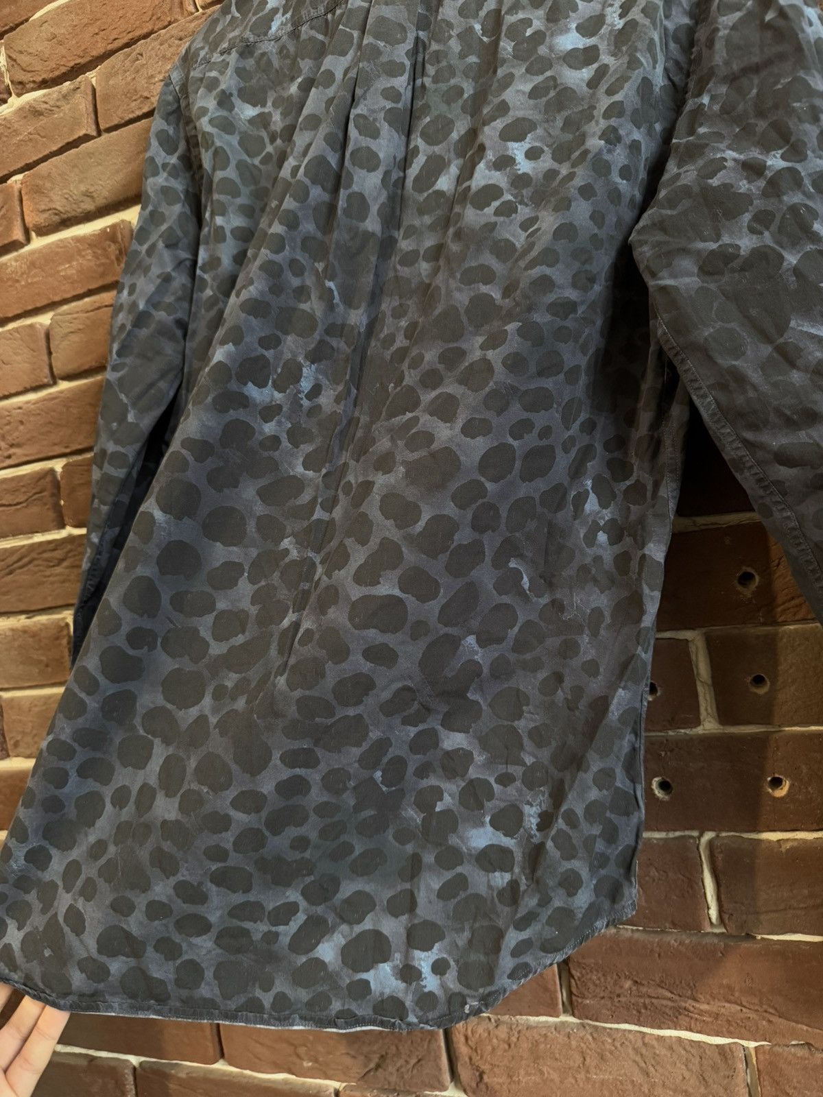 Acne Studios AW13 Acne Studios Isherwood Animal Button Up Shirt Blue 48 Size US M / EU 48-50 / 2 - 7 Thumbnail
