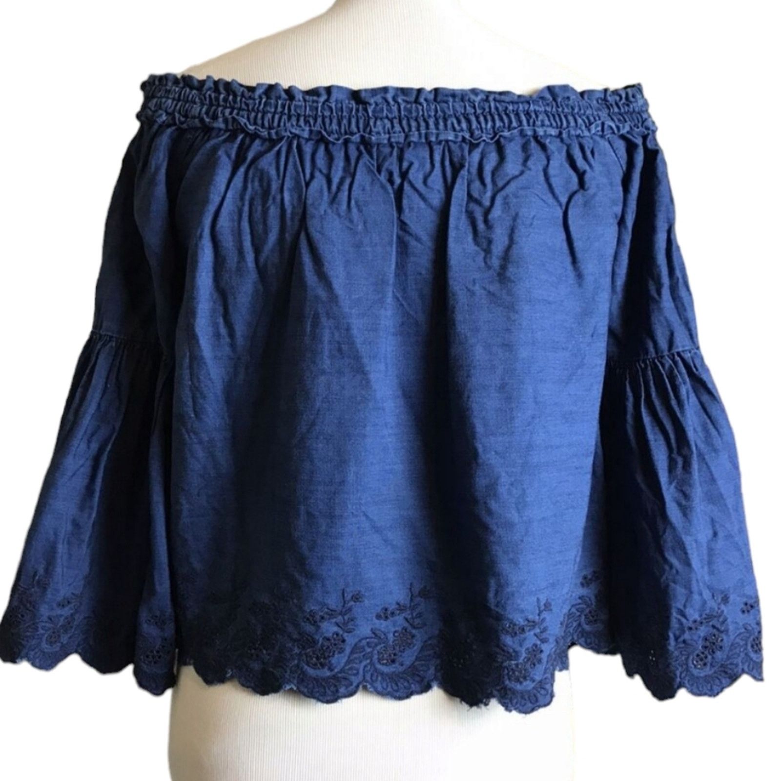 American Eagle Outfitters NWT American Eagle Off Shoulder Chambray Romantic Top Small Size S / US 4 / IT 40 - 5 Thumbnail