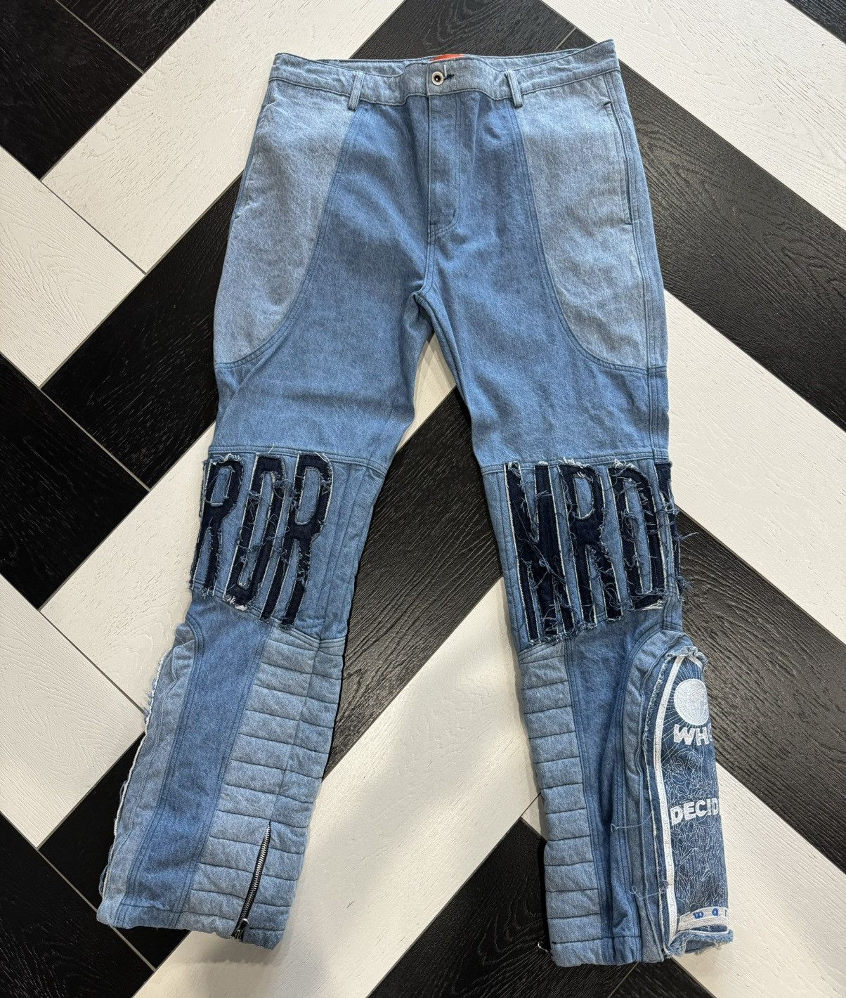 Who Decides War Who Decides War MRDR BRVDO JEANS Size 38 Size US 38 / EU 54 - 1 Thumbnail