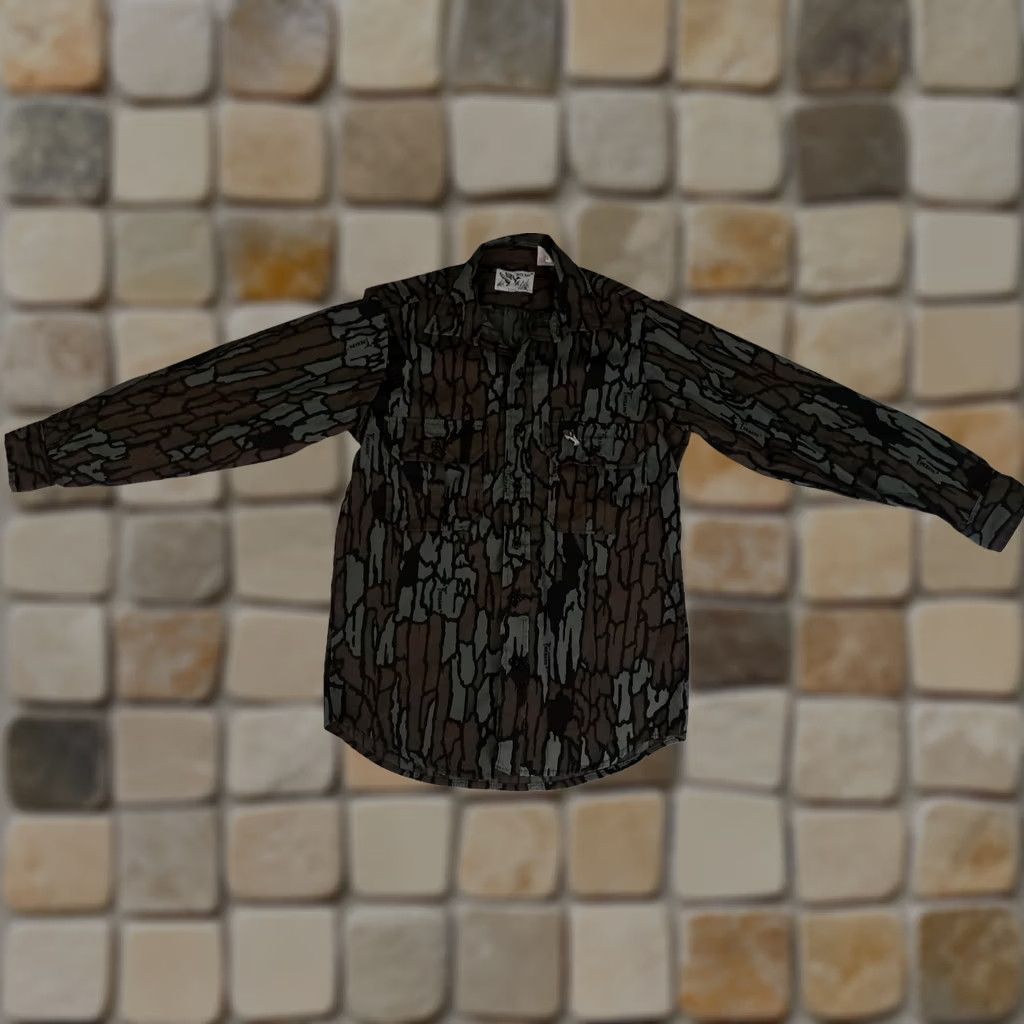 Vintage VINTAGE Duck Bay Shirt Medium Camouflage Outdoor USA Made Button Trebark EUC Size US M / EU 48-50 / 2 - 1 Thumbnail