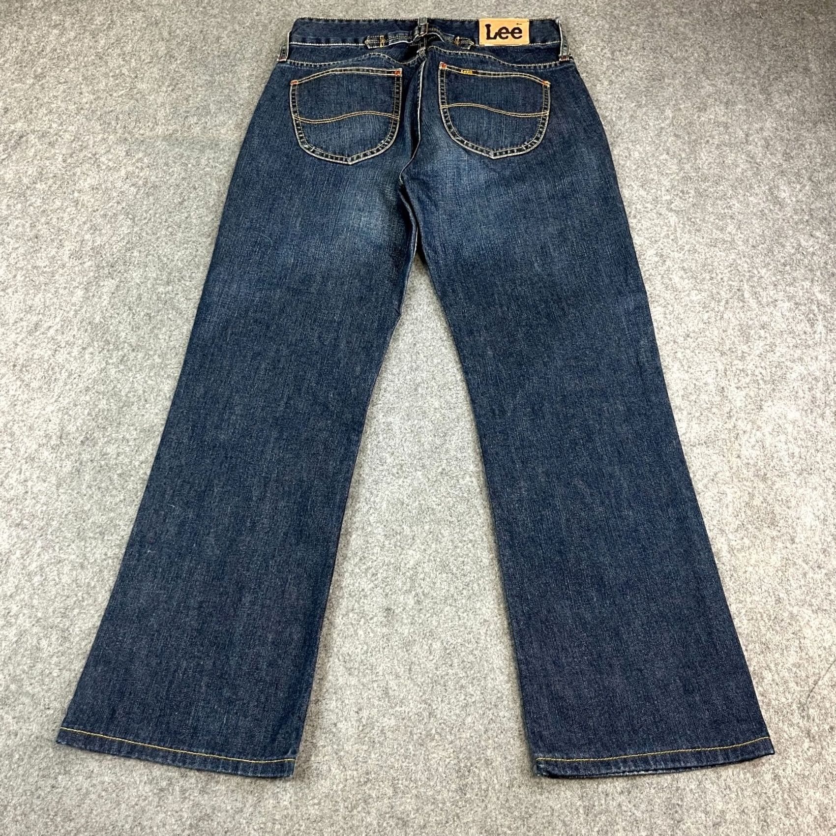 Lee VINTAGE Lee Jeans Relaxed Baggy Straight 29 28 Cinch Buckle Dark Wash Blue Mens Jeans 29 28 Regular Cotton Denim Subcategory: 5-Pocket Design Size US 29 - 2 Thumbnail