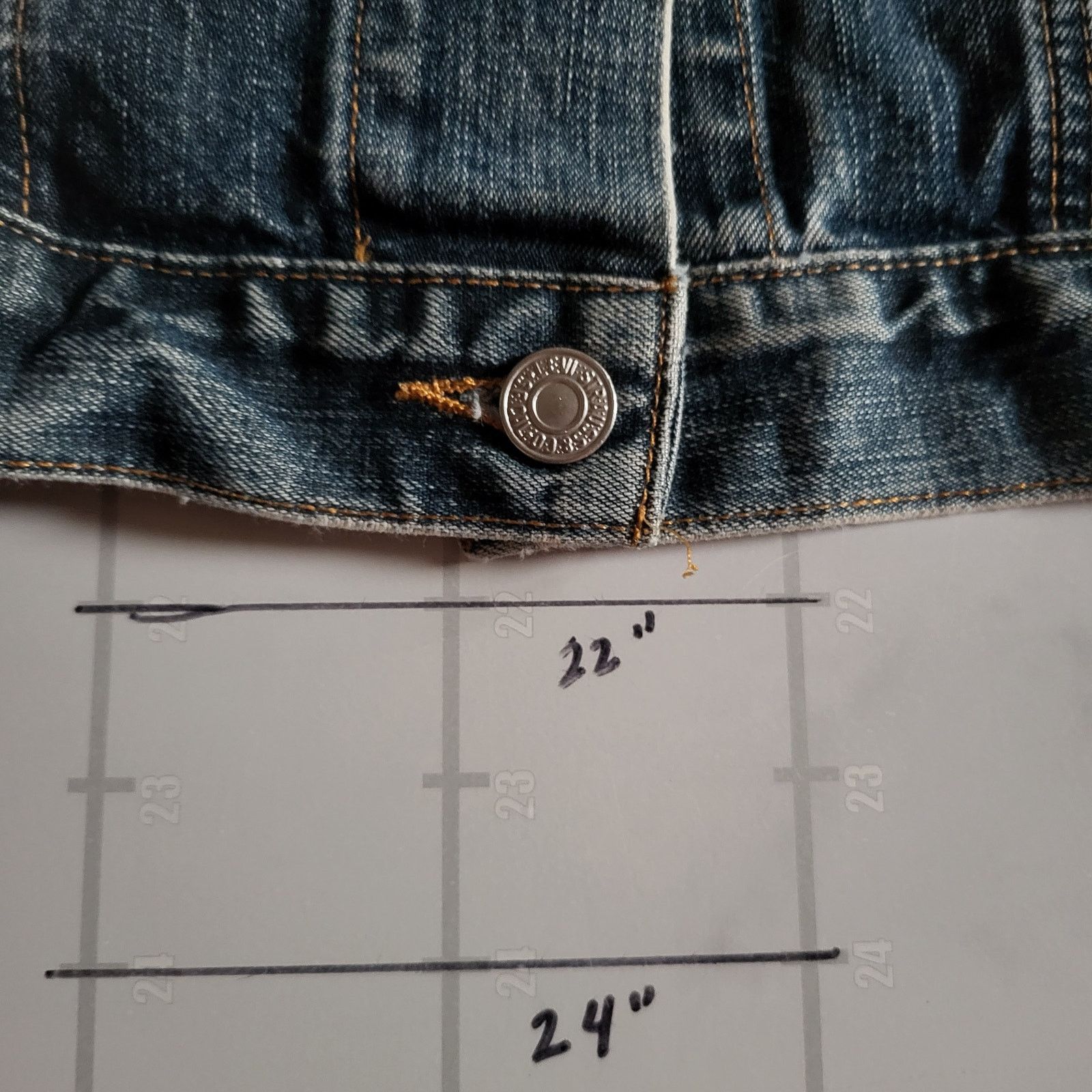 Levi's Vintage Levi's Trucker Jacket Size S USA Blue Denim Jean Y2K Size S / US 4 / IT 40 - 11 Thumbnail