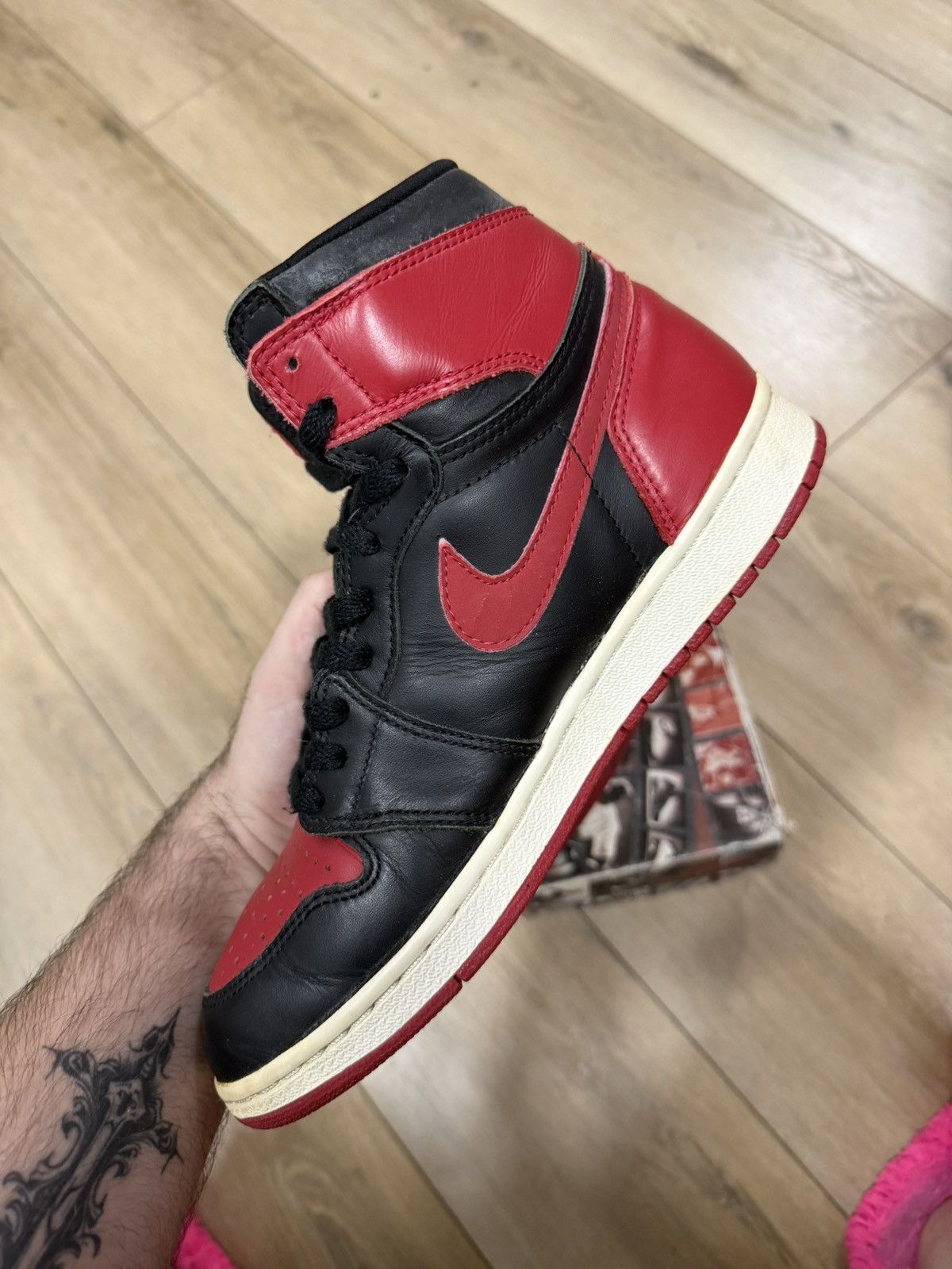 Jordan Brand Jordan 1 1994 bred Size US 8 / EU 41 - 3 Thumbnail