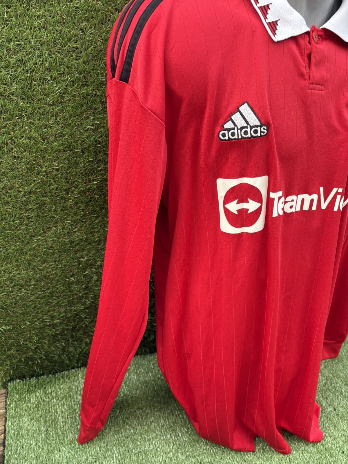 Adidas Jersey ronaldo manchester united Size US L / EU 52-54 / 3 - 13 Thumbnail