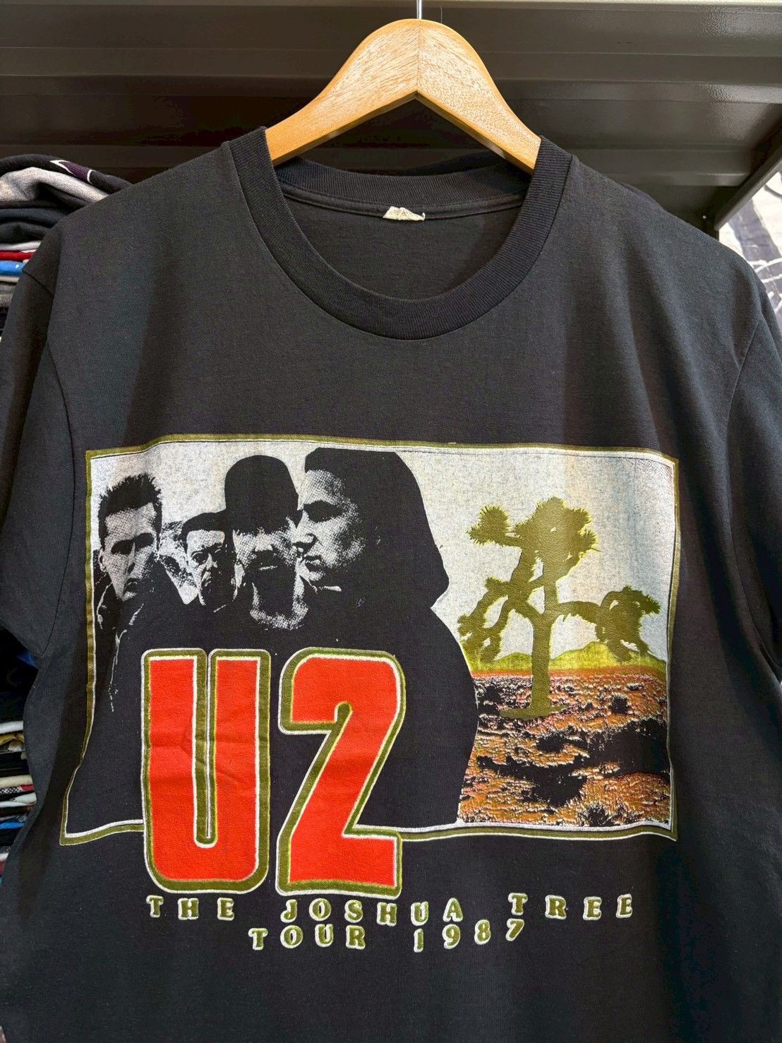 Band Tees U2 vintage tee 1987’s Size US L / EU 52-54 / 3 - 2 Thumbnail