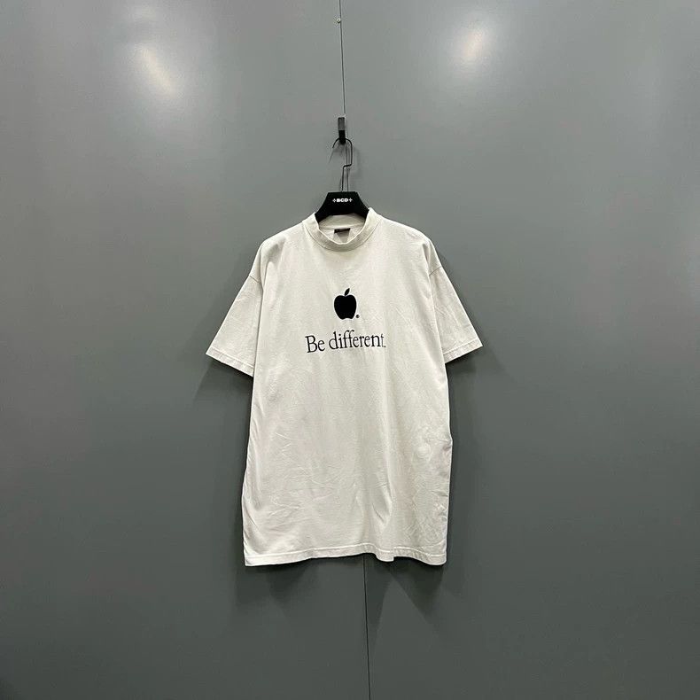 Balenciaga Balenciaga Logo Graphic Short Sleeve Tee - dmc Size US M / EU 48-50 / 2 - 1 Thumbnail
