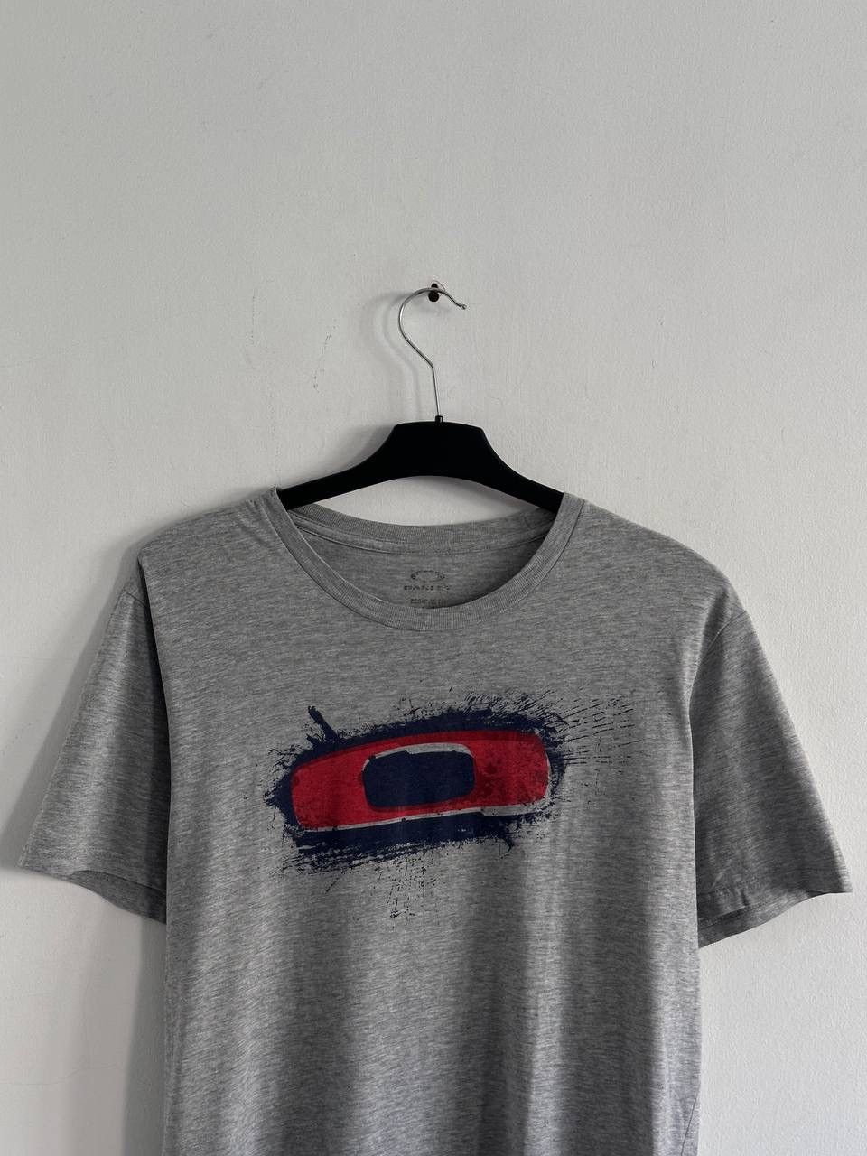 Oakley × Vintage Oakley Big Logo T-Shirt Size US L / EU 52-54 / 3 - 2 Thumbnail
