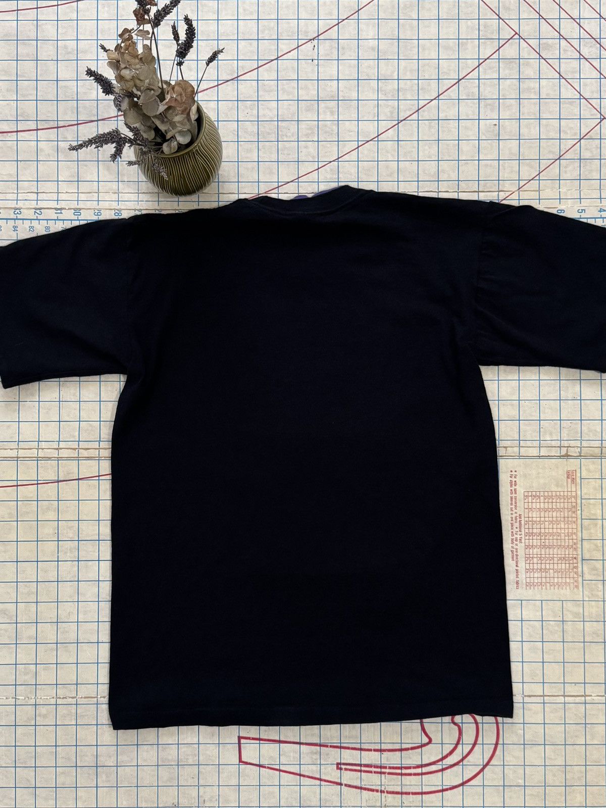 Band Tees × Other × Vintage Vintage Nashville Home Of Country Graphic Tee Mens Size Med Size US M / EU 48-50 / 2 - 9 Thumbnail