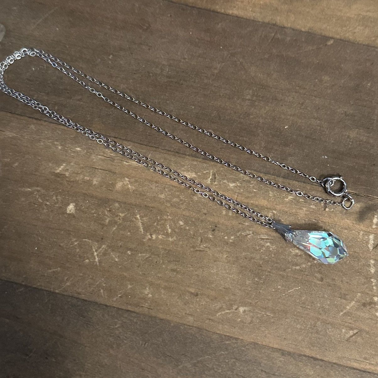 Vintage Vintage silver tone AB Crystal teardrop pendant necklace Size ONE SIZE - 2 Thumbnail