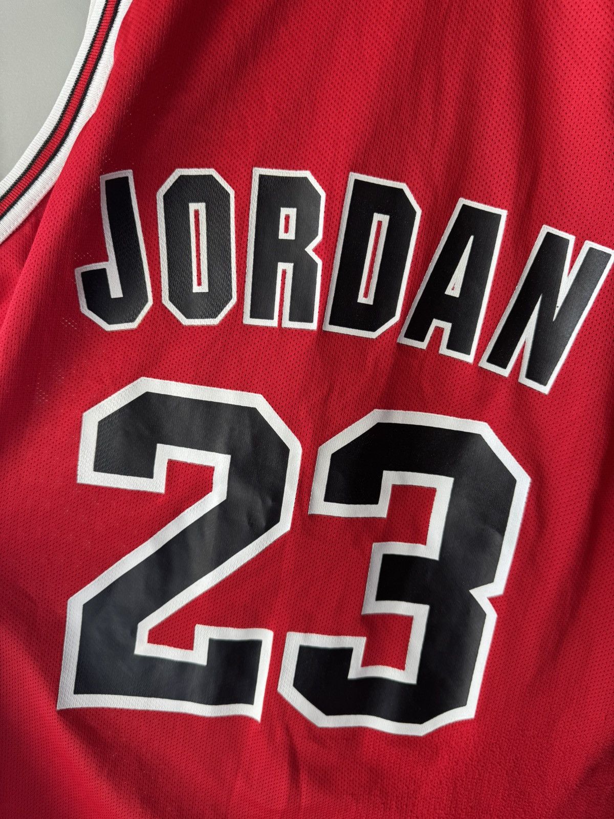 Champion × NBA × Vintage Vintage Michael Jordan #23 Chicago Bulls Home Jersey Size US M / EU 48-50 / 2 - 2 Thumbnail