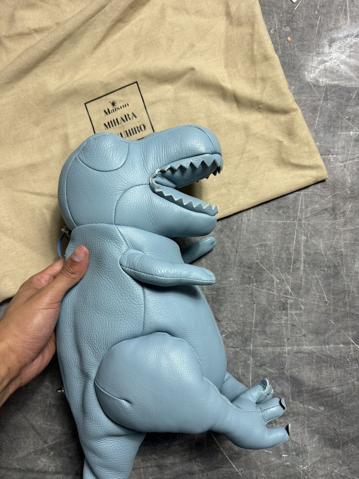 Maison MIHARA YASUHIRO Maison Miharayasuhiro T-Rex Bag Size ONE SIZE - 3 Thumbnail