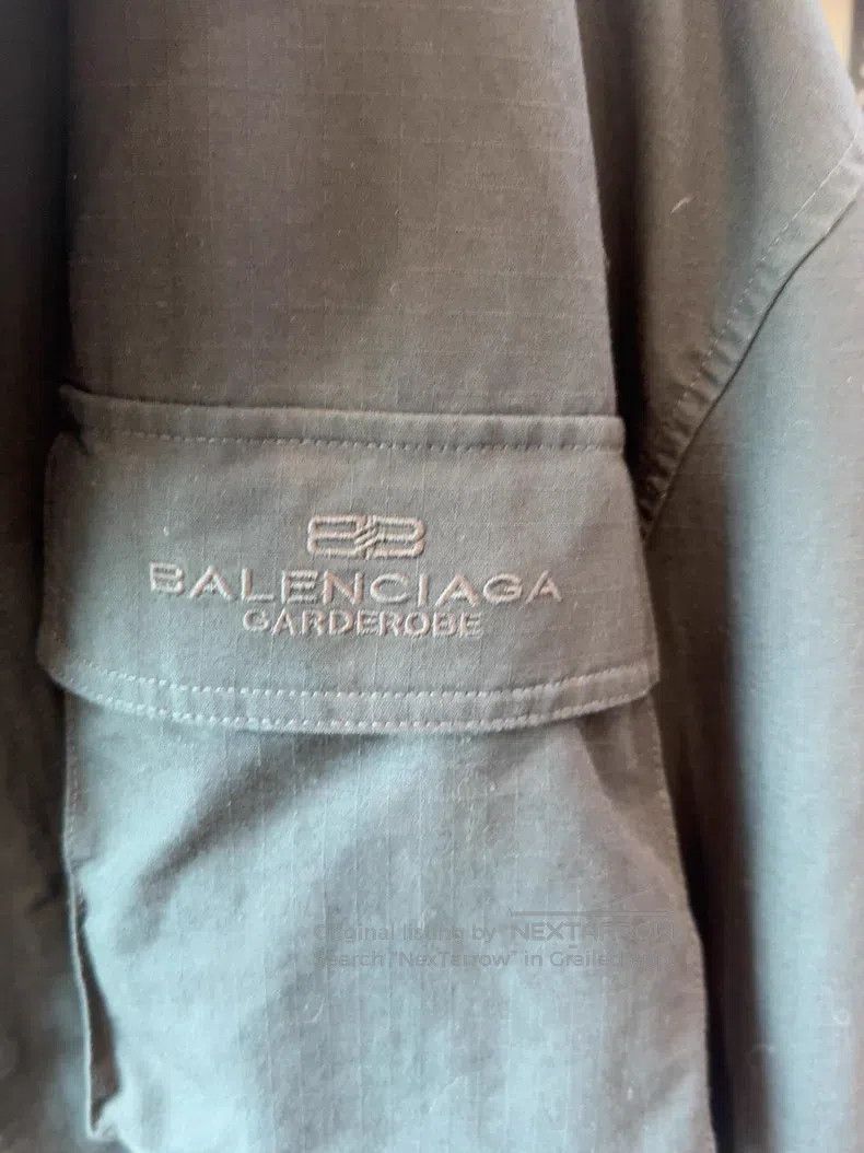 Balenciaga Balenciaga Solid Color Mid-Length Hooded Long Sleeve Park Size US S / EU 44-46 / 1 - 3 Thumbnail