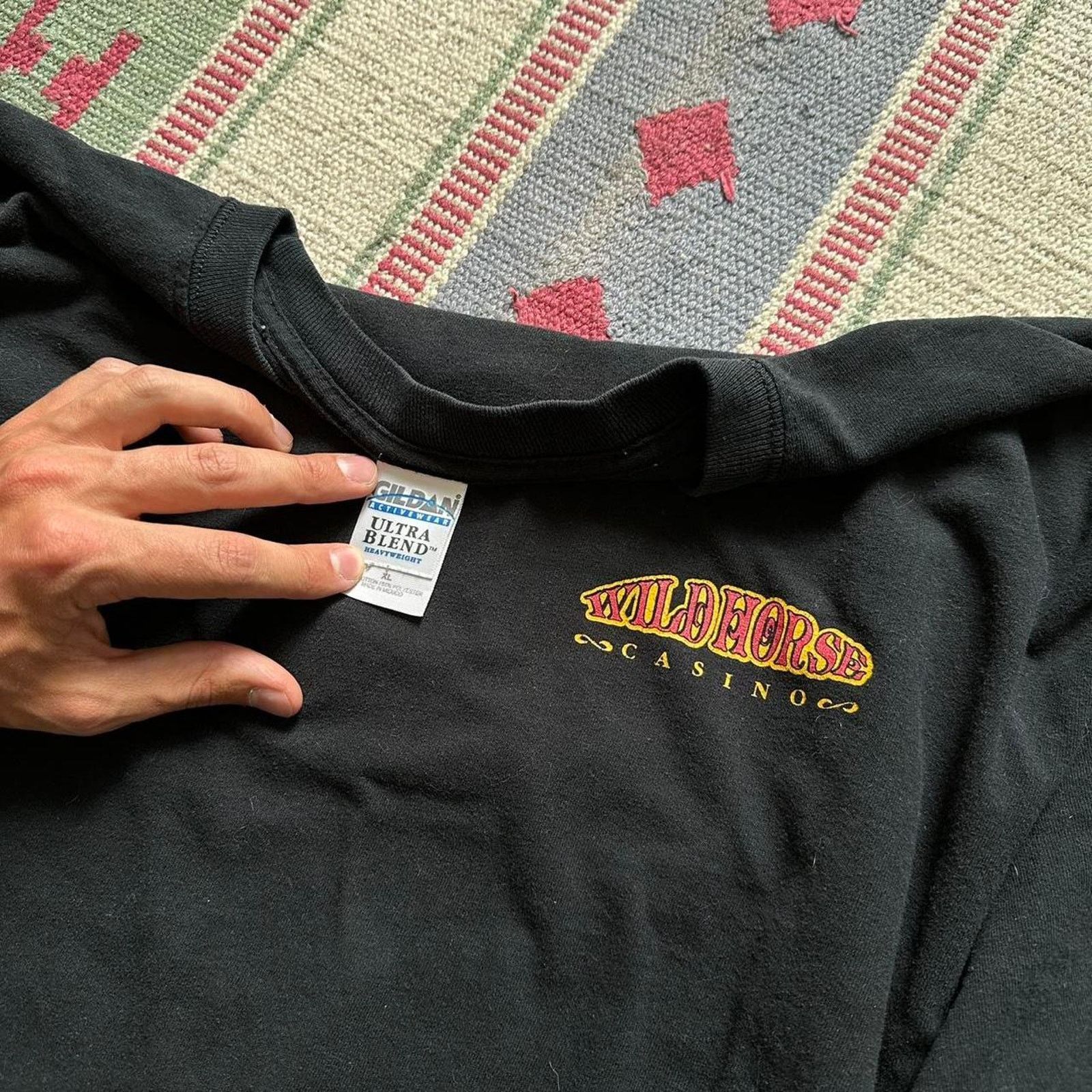 Vintage Vintage 00s Y2K Black Faded Longsleeve Casino Biker Shirt Size US XL / EU 56 / 4 - 4 Thumbnail