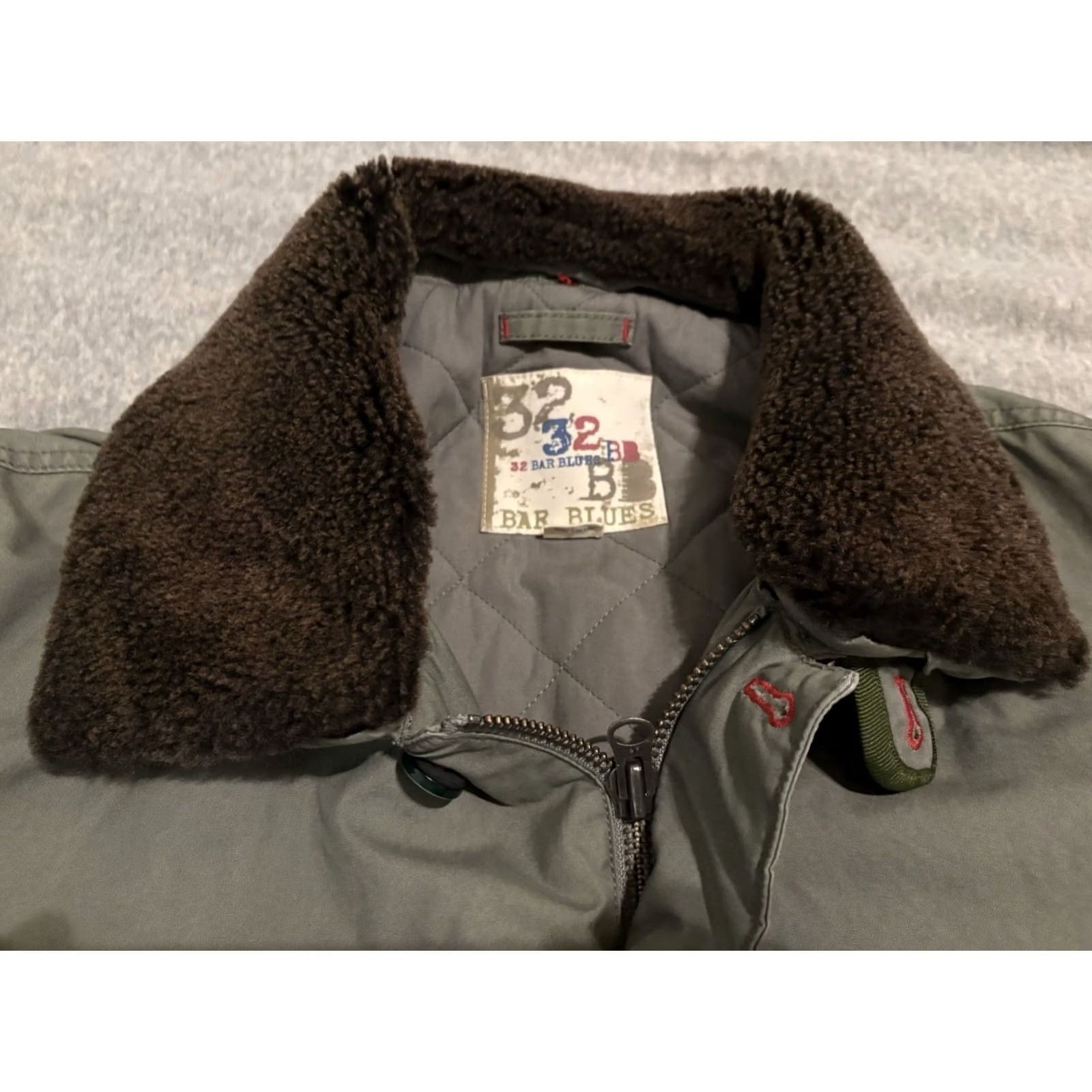 Vintage VINTAGE 32 Bar Blues Green Military Jacket Coat Full Zip Button Sherpa Collar Mens Large Bomber Jacket Green Mens L Full Zip Button Sherpa Collar Size US L / EU 52-54 / 3 - 5 Thumbnail