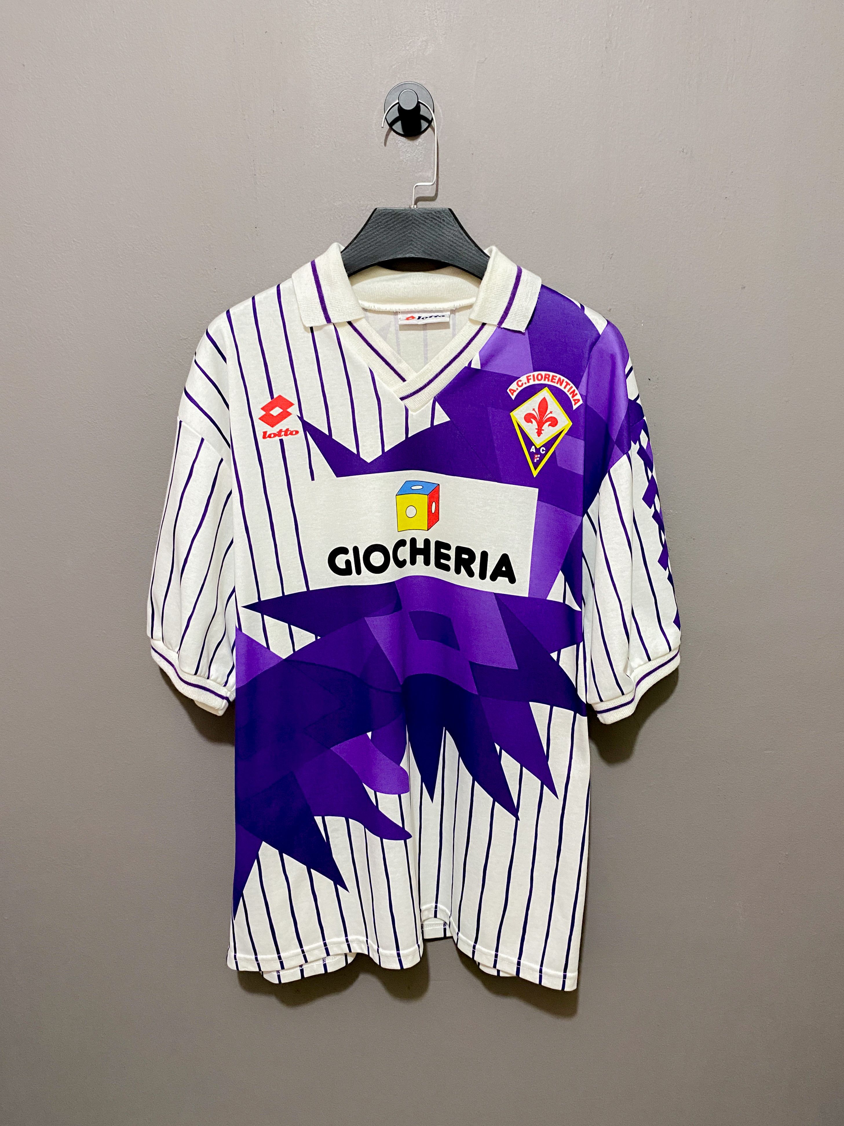 Vintage Vintage 1991 #9 Batistuta Fiorentina Away Football Jersey Size US L / EU 52-54 / 3 - 1 Thumbnail