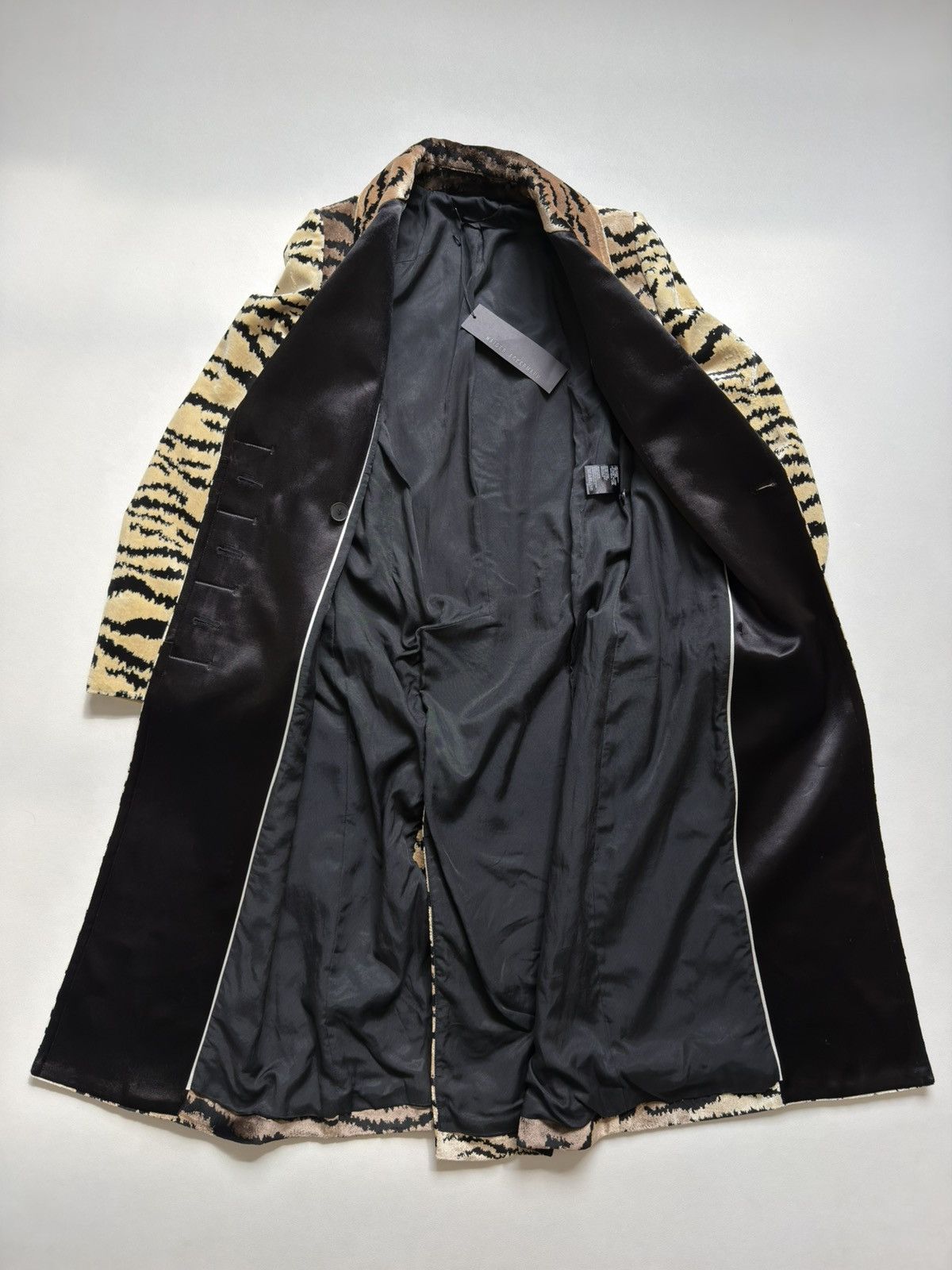 Haider Ackermann Tiger Stripe Velvet Overcoat Size S / US 4 / IT 40 - 9 Thumbnail