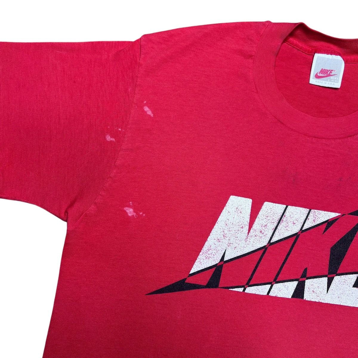 Nike × Vintage 1980s Nike Spell Out Graphic Red Cotton Polyester Blend Tee Size US L / EU 52-54 / 3 - 6 Thumbnail
