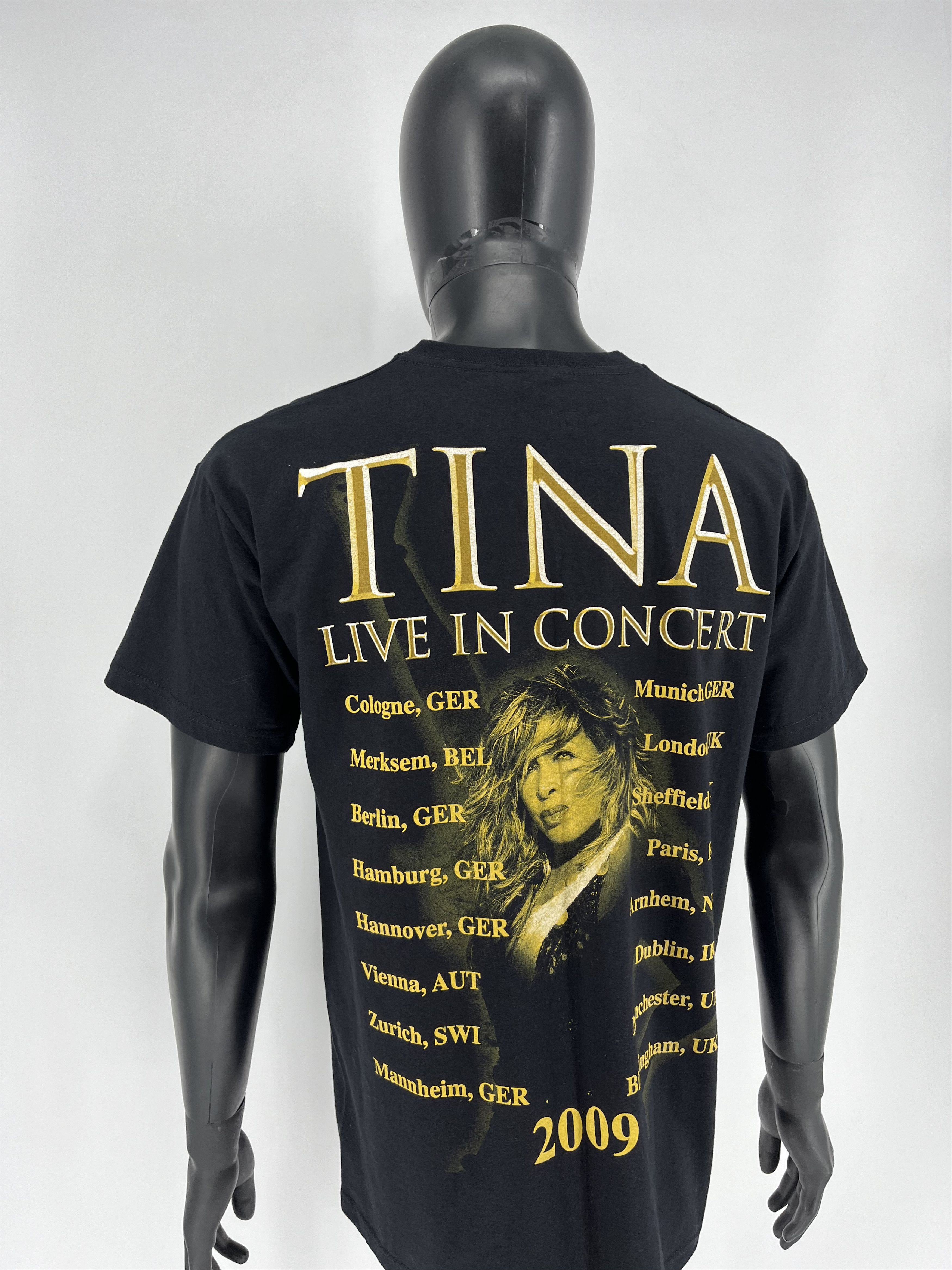Band Tees Vintage Y2K 2009 Tina Turner Live In Concert T-shirt Size US M / EU 48-50 / 2 - 8 Thumbnail
