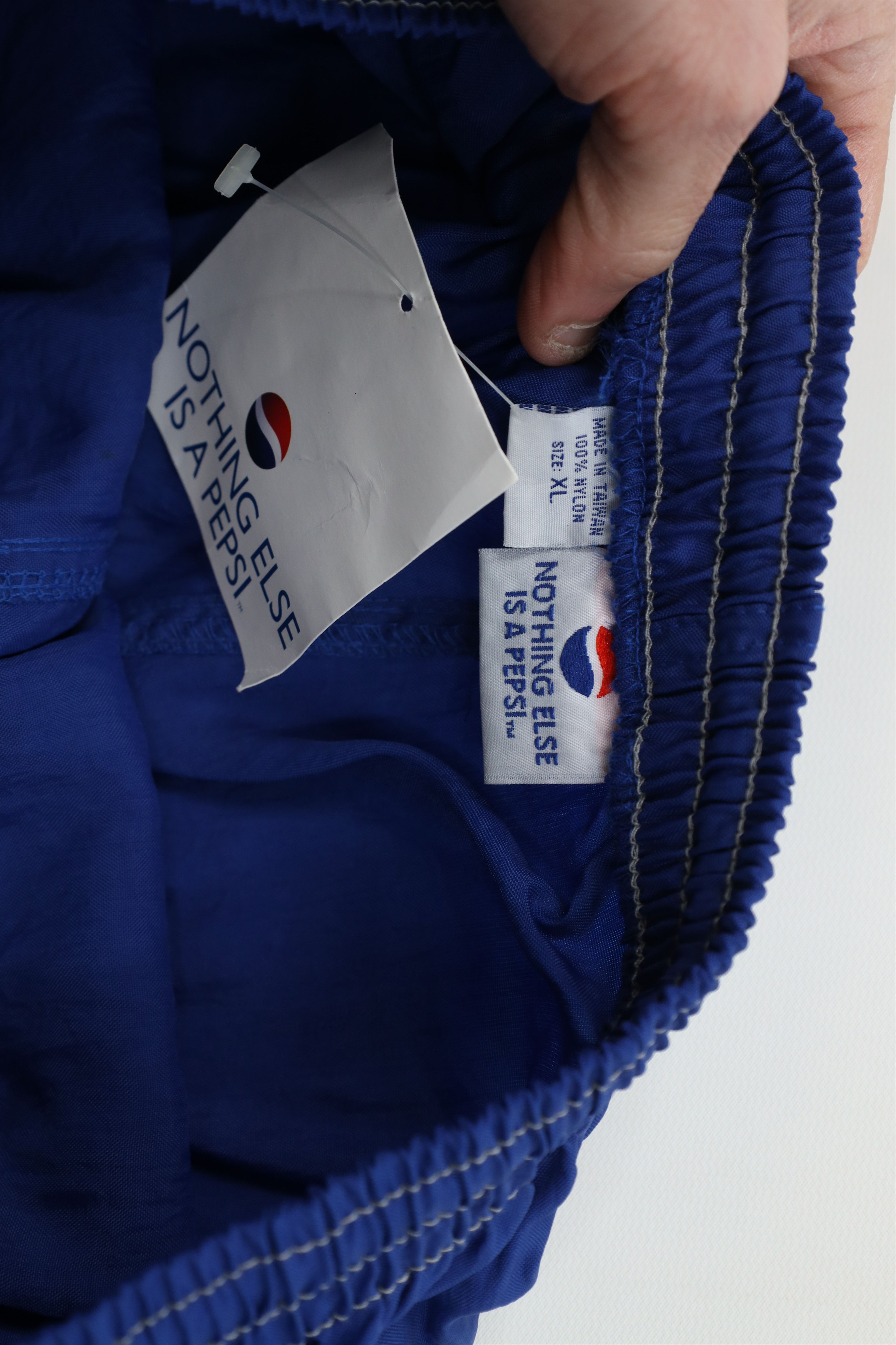 Vintage Deadstock Vintage 90s Pepsi Co Running Soccer Shorts Blue Size US 36 / EU 52 - 7 Thumbnail