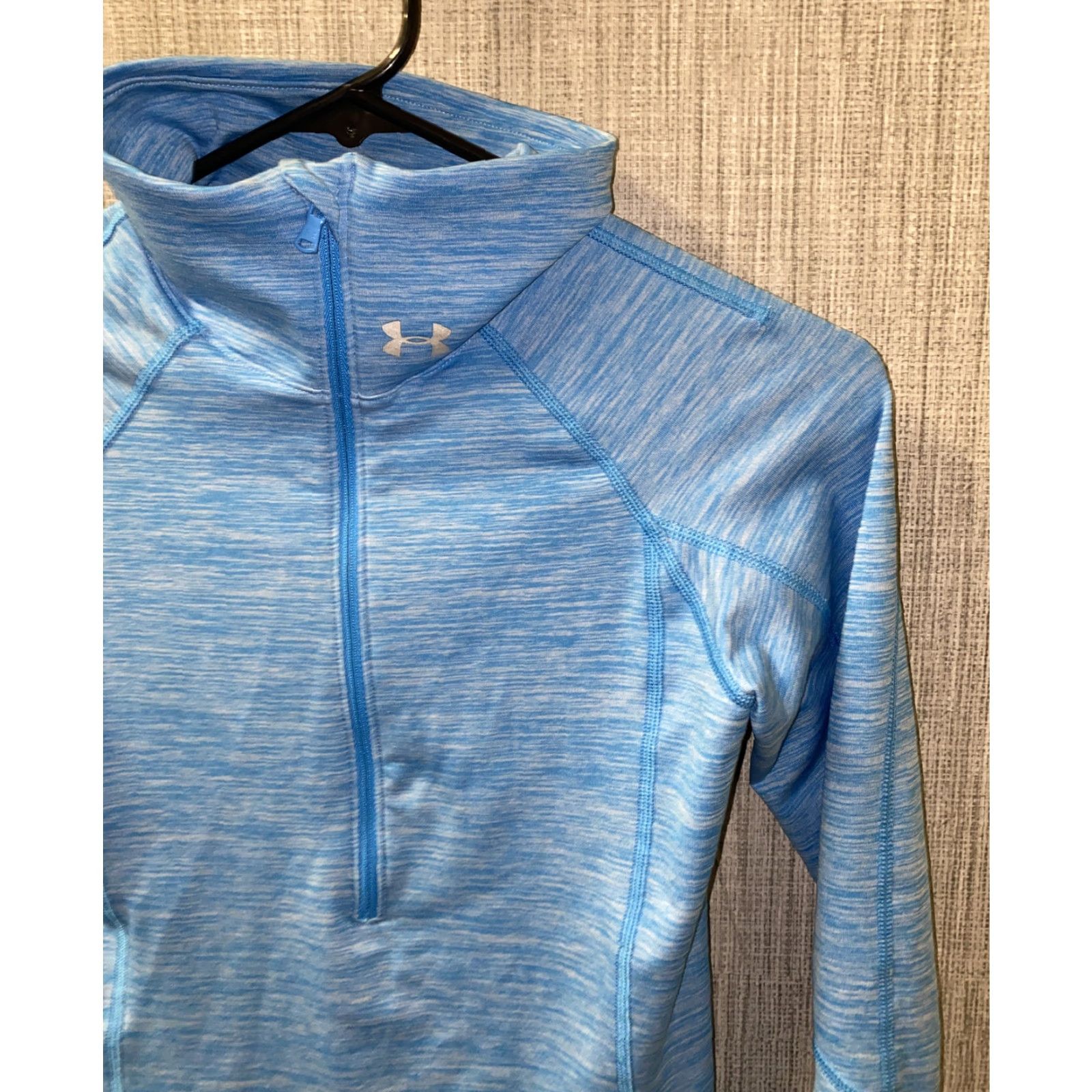 Under Armour Under Armour Womens Blue 1/2 Zip Pullover Jacket XS Regular Pullover 1/2 Zip Athleisure Jacket Women Blue Size XS / US 0-2 / IT 36-38 - 2 Thumbnail