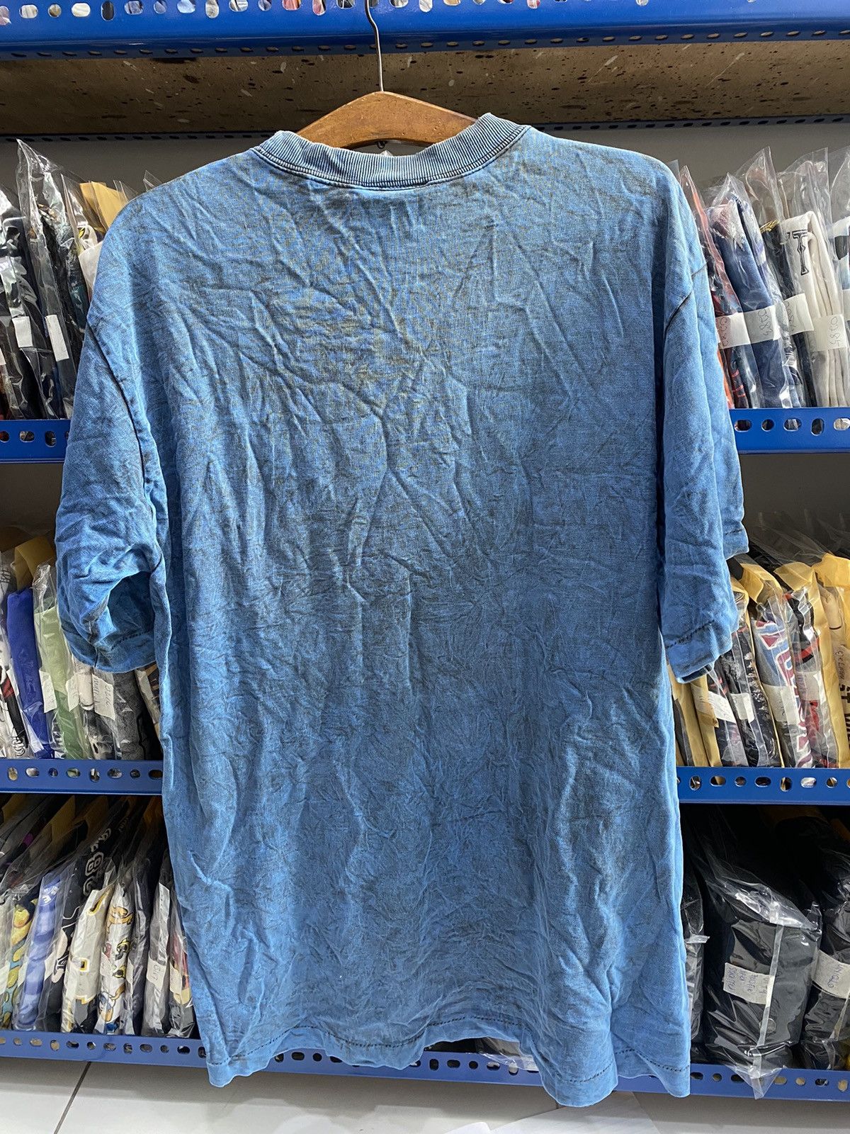 VINTAGE DOLPHINS TSHIRT
