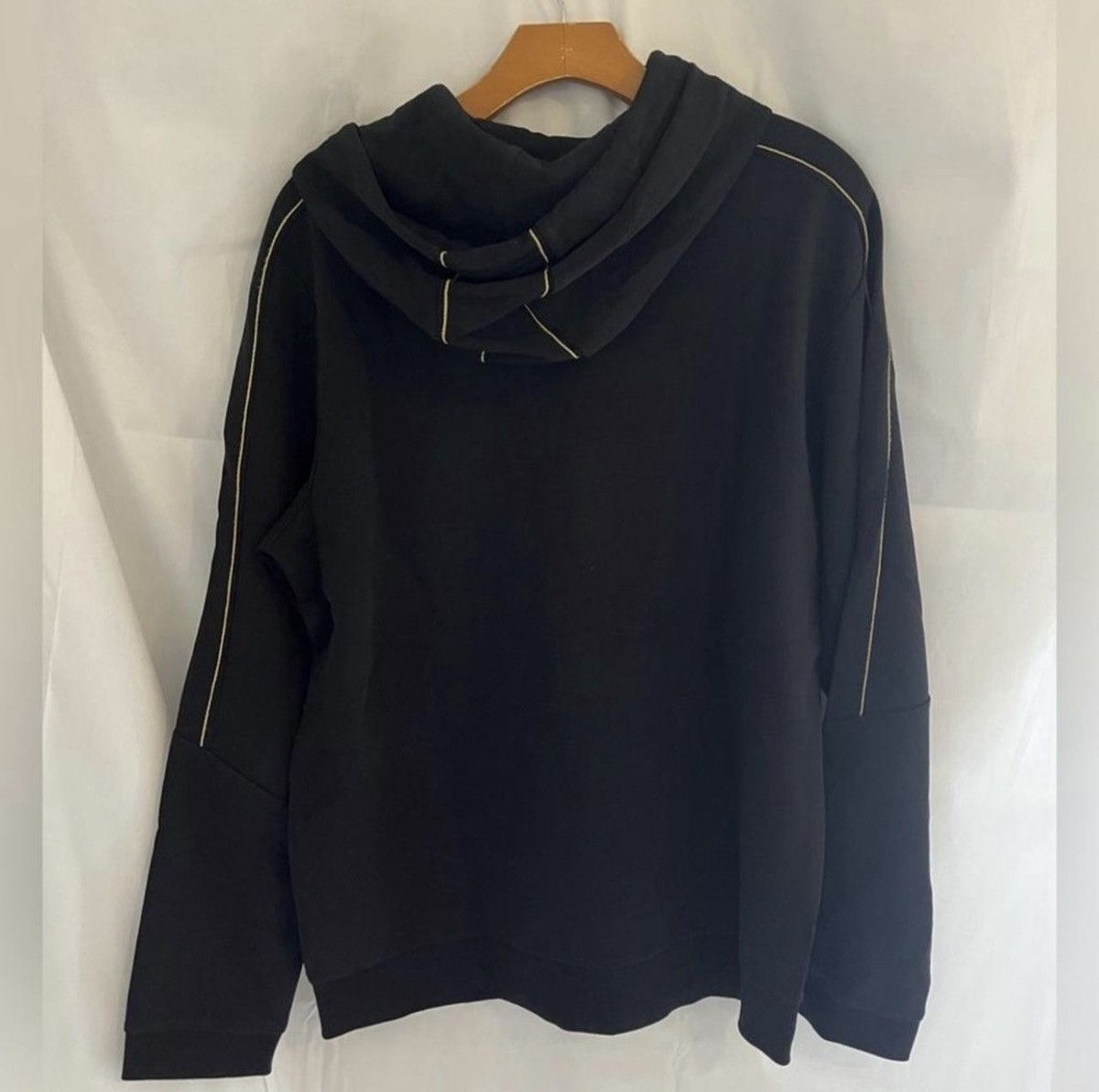 Hugo Boss BOSS Gold Logo Pullover Hoodie Size US L / EU 52-54 / 3 - 4 Thumbnail