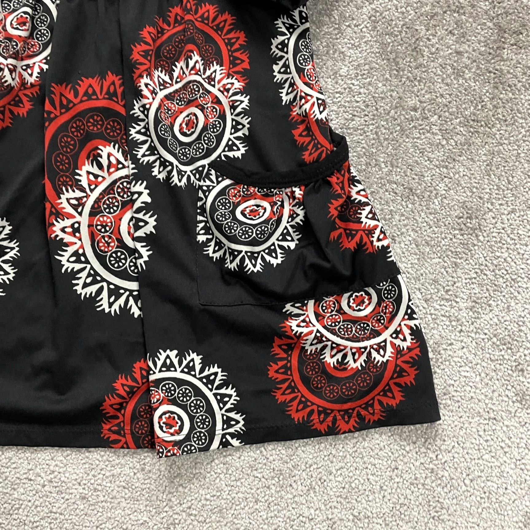 Vintage Urban Rose Blouse Shirt Juniors XL Black Geometric Short Sleeve Belted Scoop Neck Tunic Style Womens Size XL / US 12-14 / IT 48-50 - 4 Thumbnail