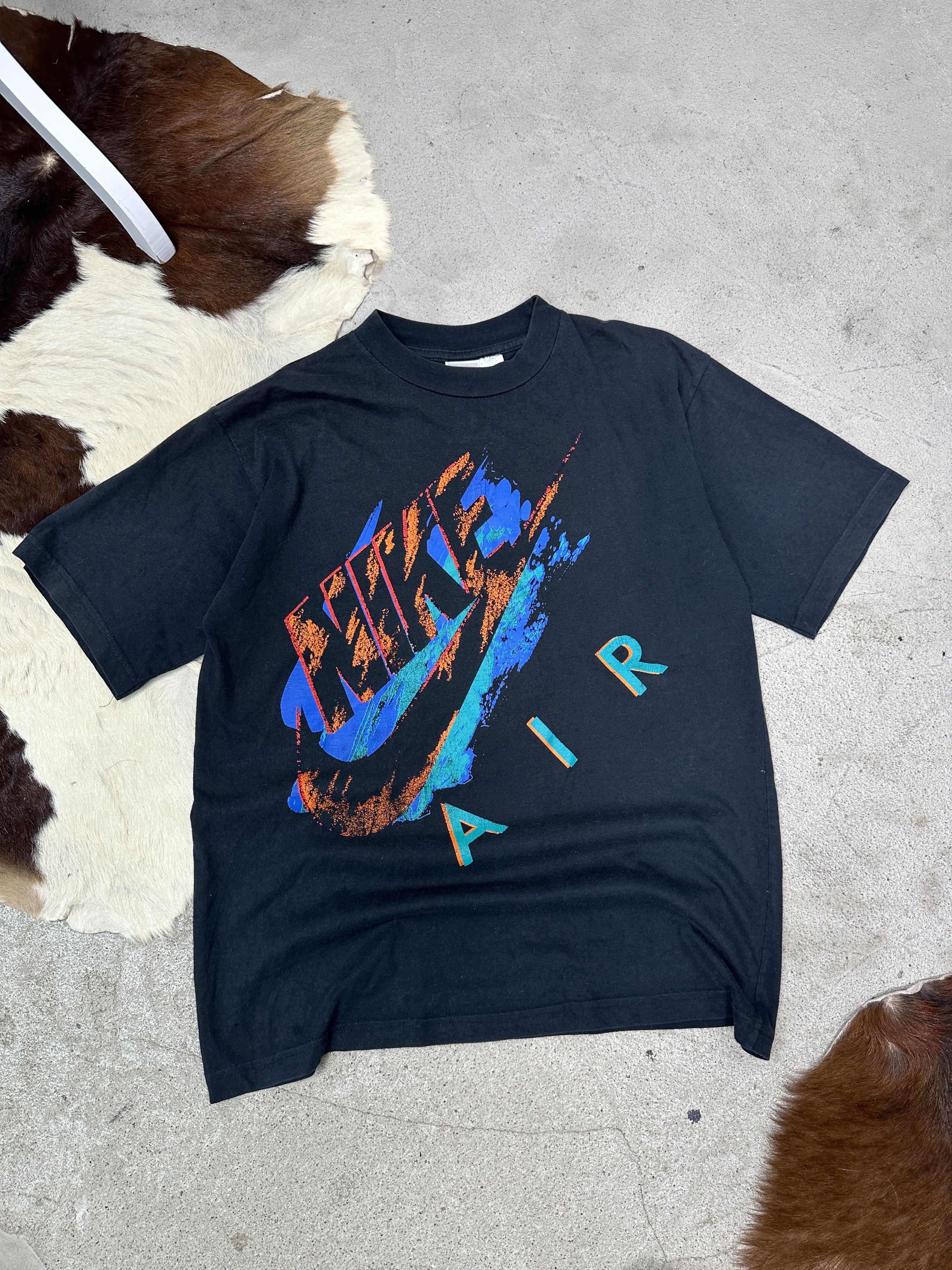 Nike Vintage Sporty Streetwear Nike Air T-shirt Early 90s Size US M / EU 48-50 / 2 - 1 Thumbnail