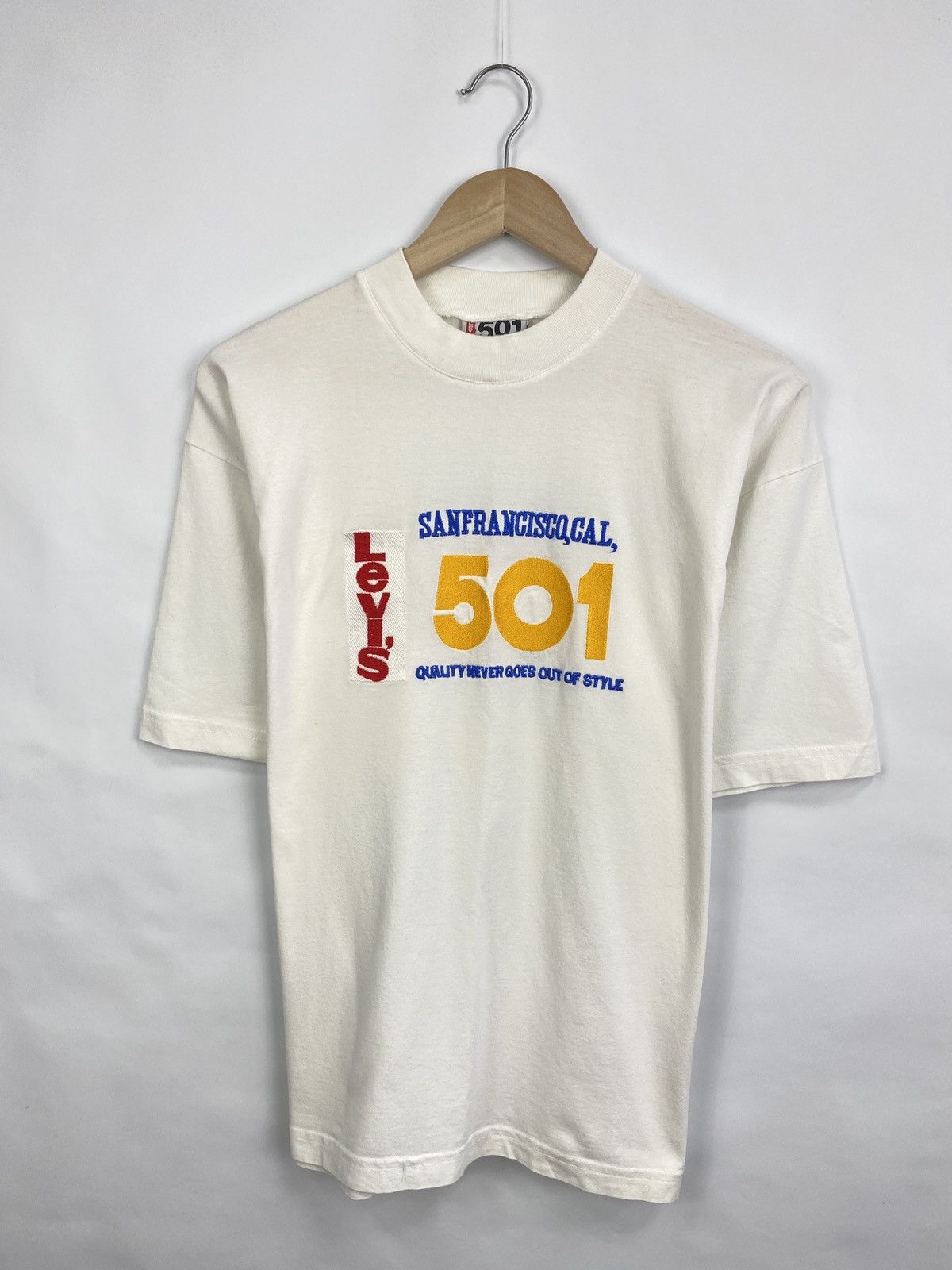 Levi's 🇺🇸Vintage 90s Levi’s 501 San Francisco Rare Retro T-Shirt Size US L / EU 52-54 / 3 - 3 Thumbnail