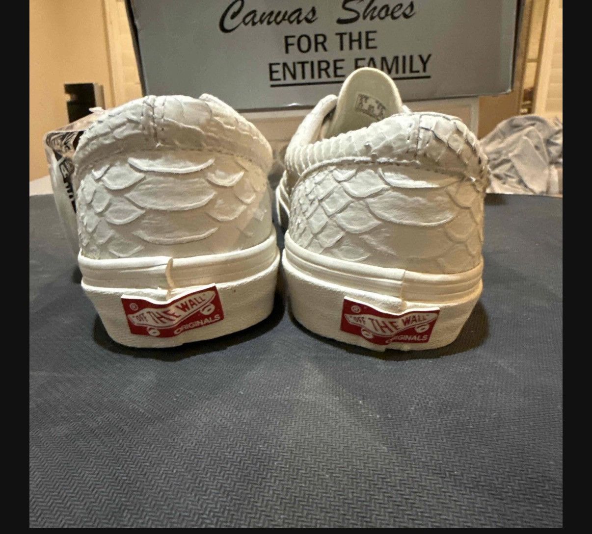 Vans × Wtaps VANS x WTAPS OG ERA LX ANACONDA WHITE SZ 6.5 Size US 6.5 / EU 39-40 - 7 Thumbnail