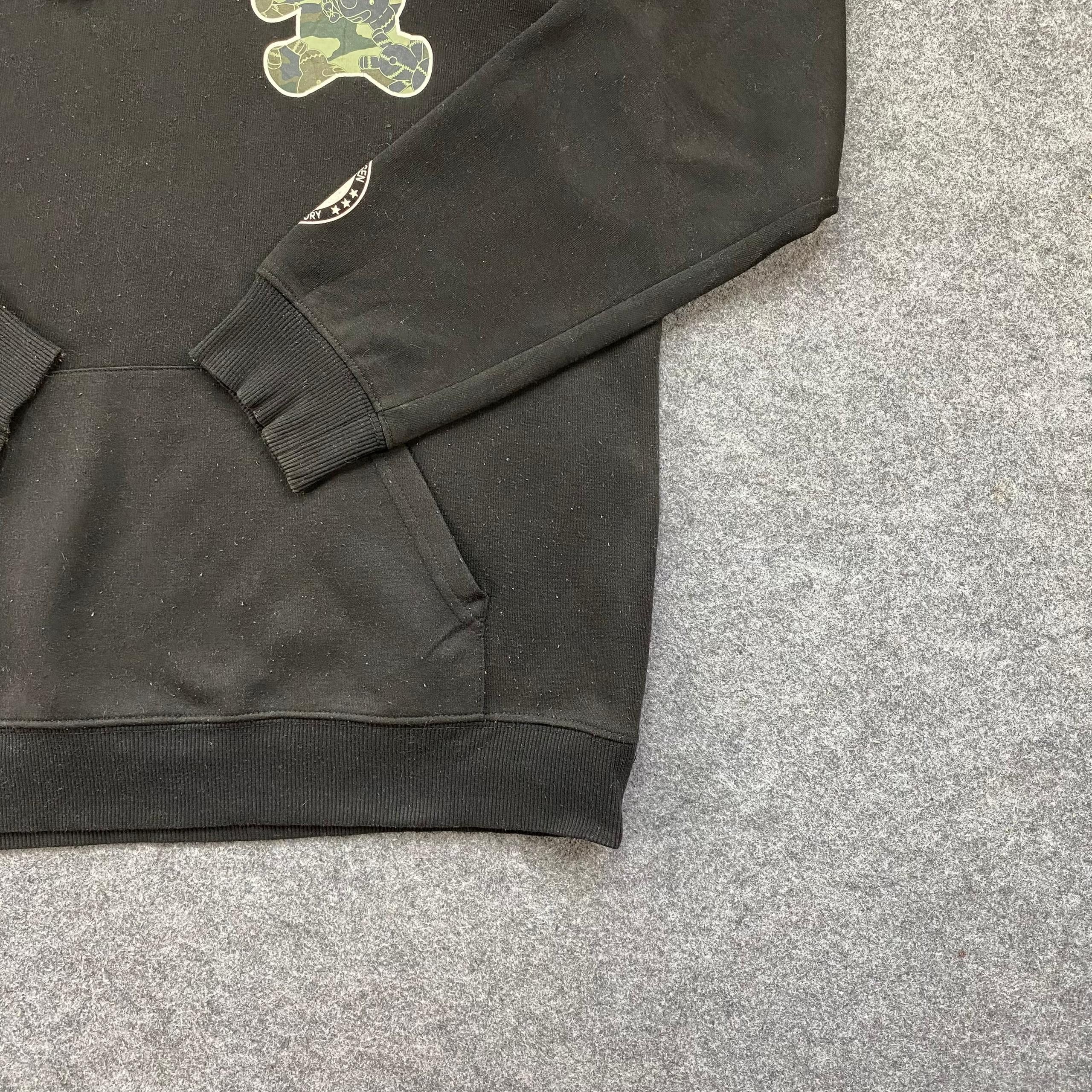Japanese Brand Vintage Girls un Panzer Project Hoodies Size US L / EU 52-54 / 3 - 8 Thumbnail
