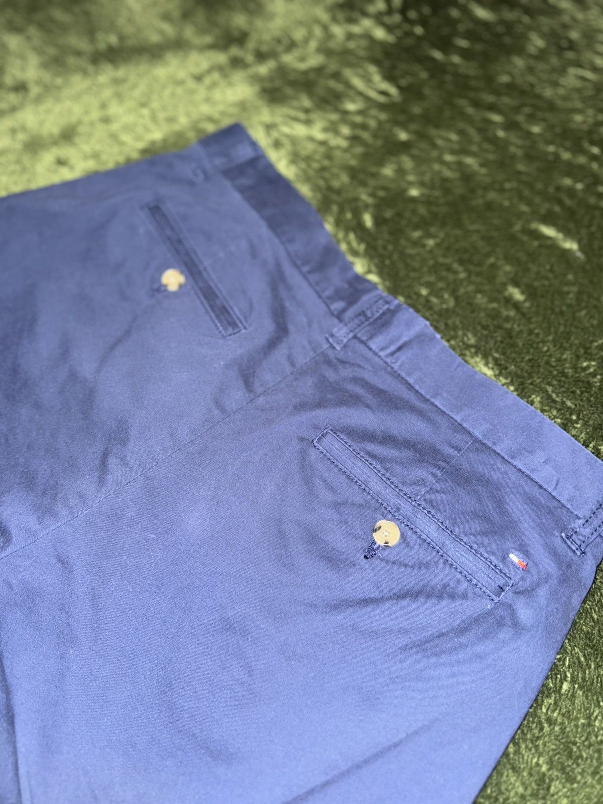 Tommy Hilfiger [32] Tommy Hilfiger USA Cotton Chino Shorts – Navy Size US 32 / EU 48 - 8 Thumbnail