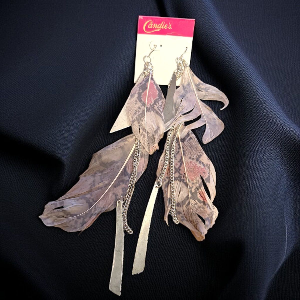 Other Candie’s long feather earrings Size ONE SIZE - 1 Thumbnail
