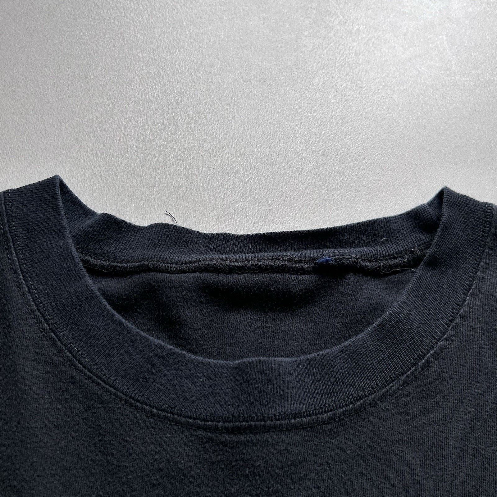 Vintage Vintage Sun Faded Black Blank Basic Pocket T Shirt XL Y2K Size US XL / EU 56 / 4 - 4 Thumbnail
