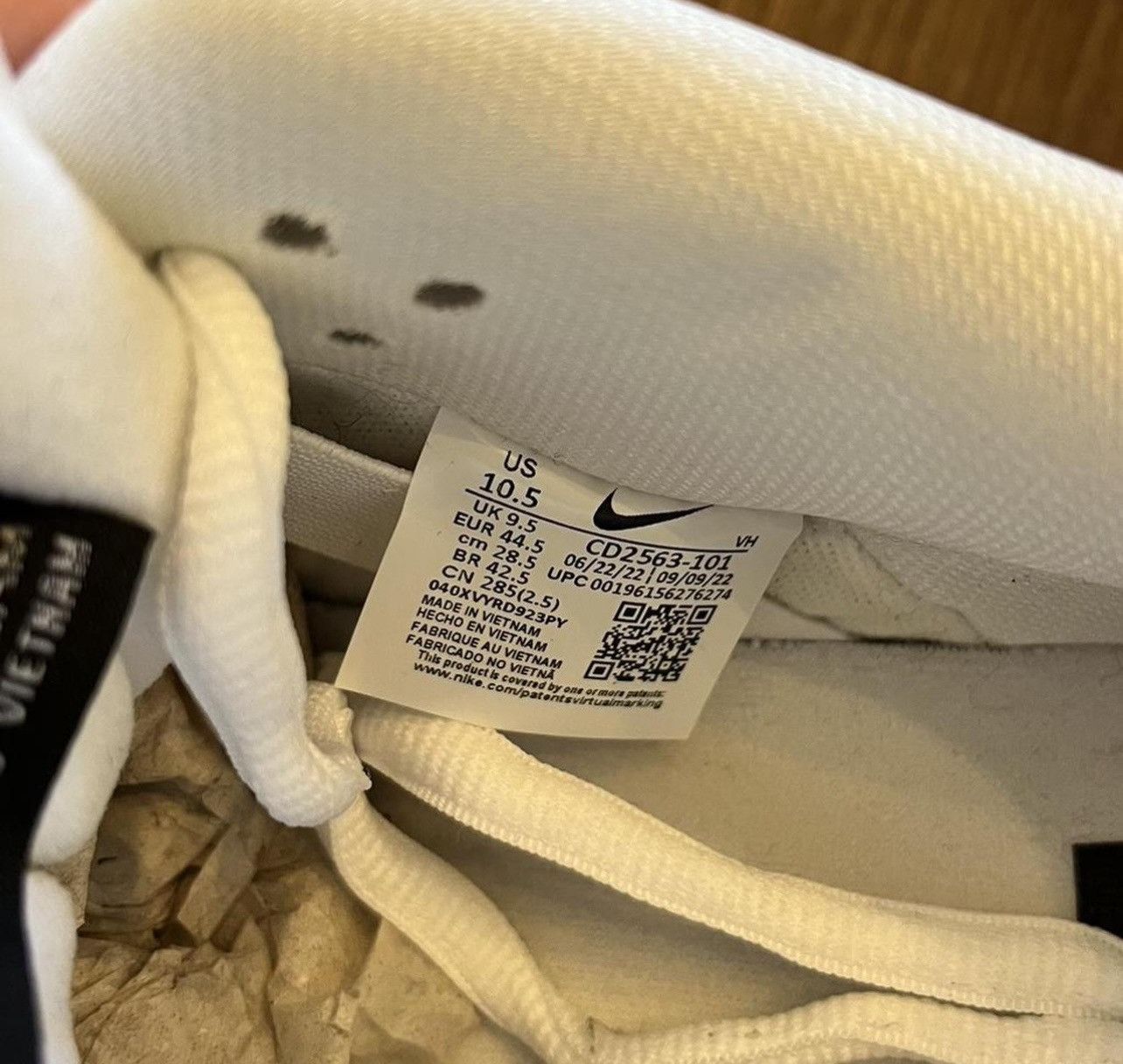 Nike Nike sb dunk low white gum Size US 10.5 / EU 43-44 - 6 Thumbnail
