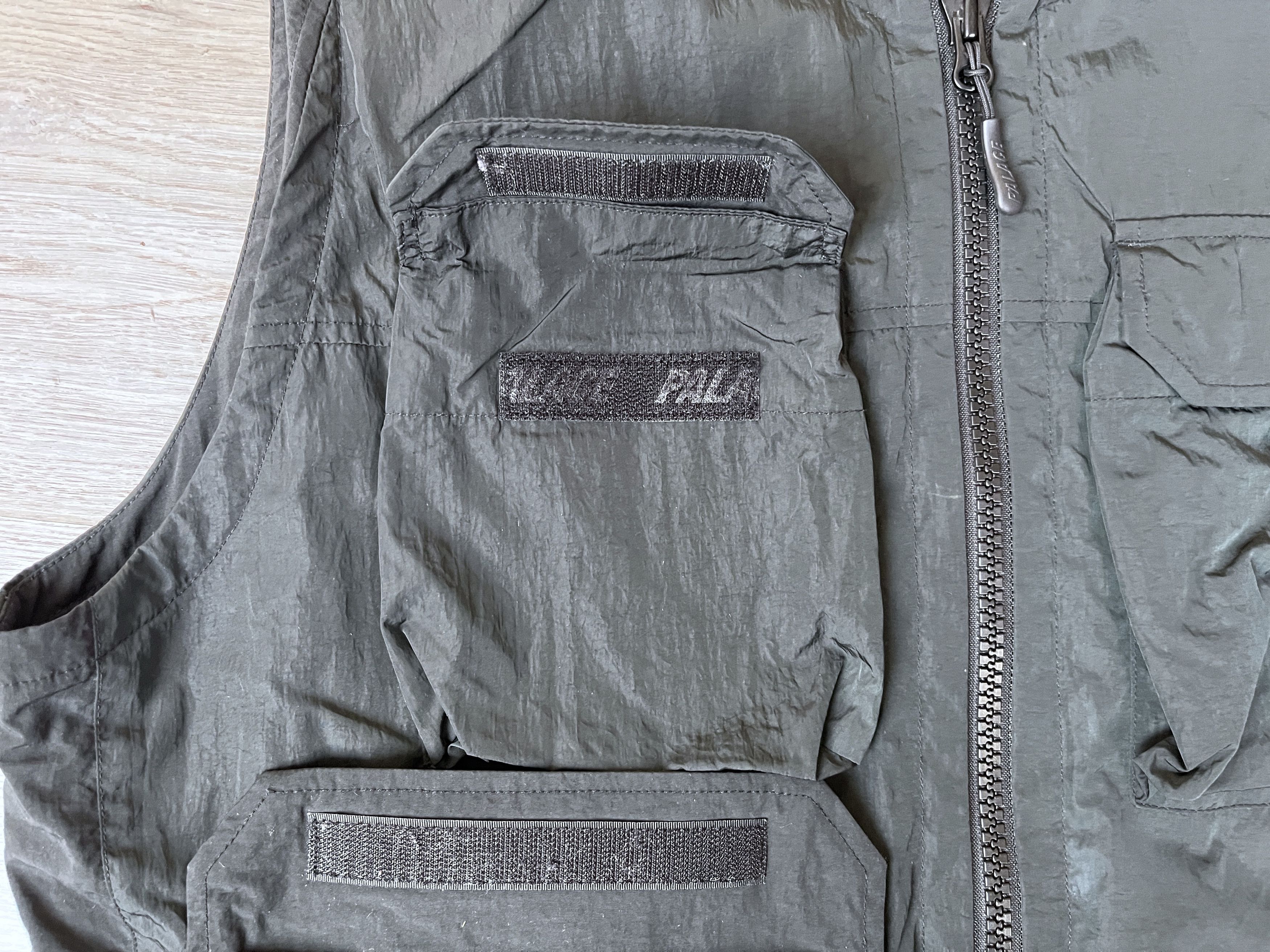 Palace Palace Utility Iridescent Jacket + Vest Black in L Size US L / EU 52-54 / 3 - 6 Thumbnail
